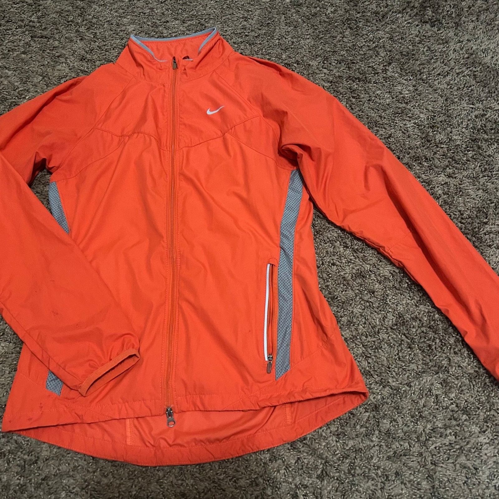 Nike Nike Jackets Women’s size XS Size XS / US 0-2 / IT 36-38 - 9 Thumbnail