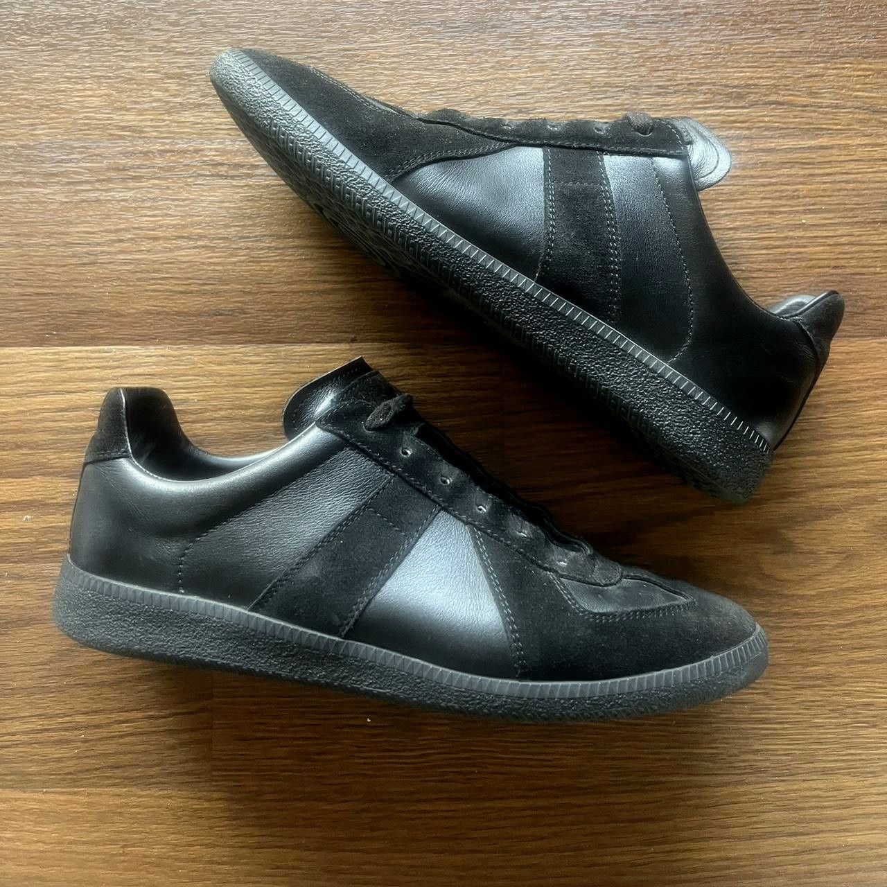 Maison Margiela GAT Black 9 42 Low Tops Suede