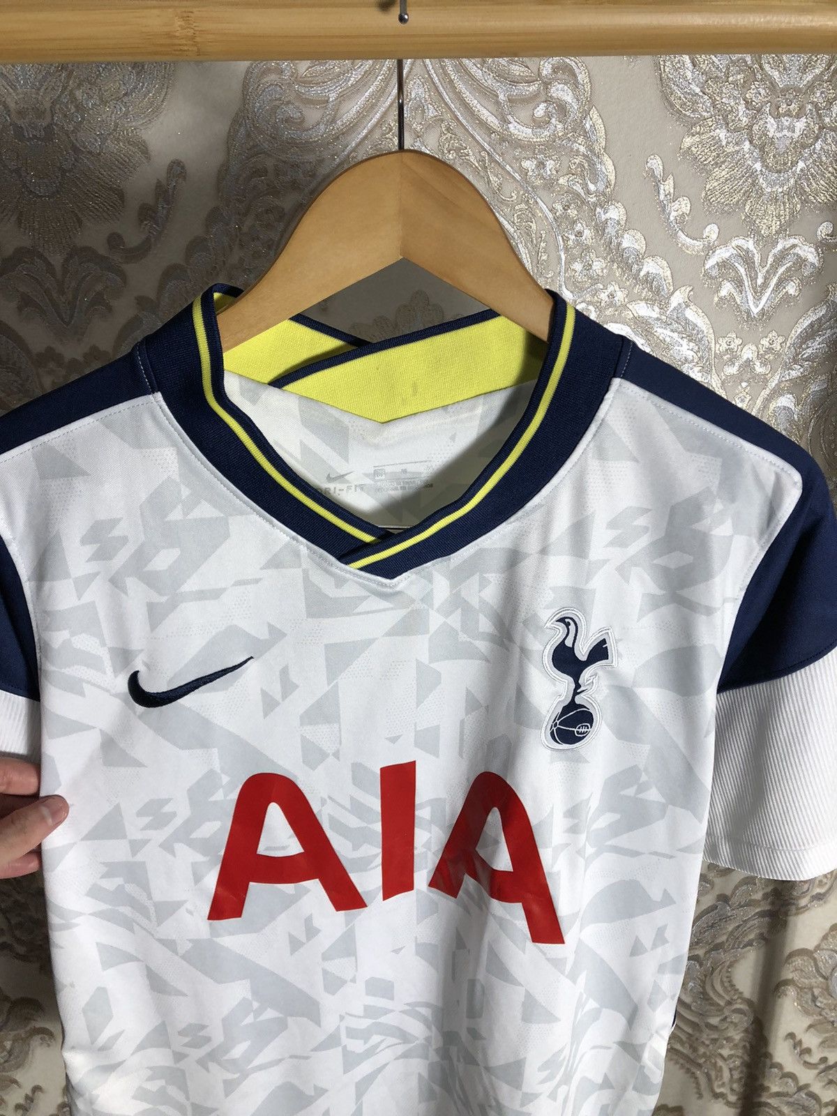 Nike VINTAGE NIKE FC TOTTENHAM HOTSPUR ENGLAND SOCXER JERSEY Y2K Size US M / EU 48-50 / 2 - 2 Thumbnail