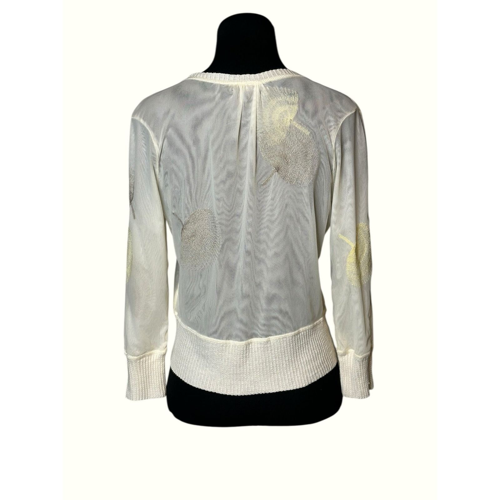 NIC+ZOE Nic + Zoe Cream Floral Embroidered Sweater size Small Size S / US 4 / IT 40 - 2 Thumbnail