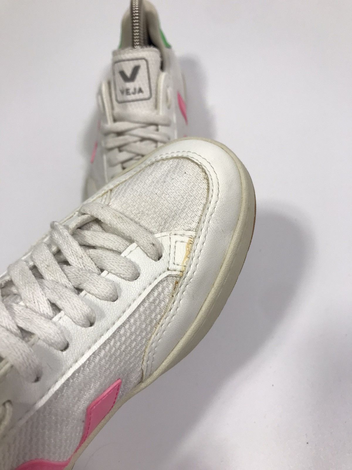 Veja Veja V-12 B-Mesh Trainers Sz US 7 Size US 7 / IT 37 - 11 Thumbnail