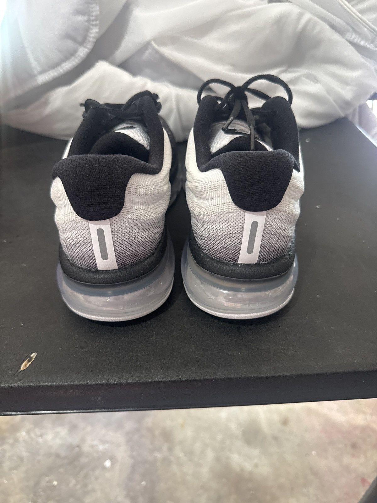 Nike Nike Air Max 2017 Size US 8.5 / EU 41-42 - 3 Thumbnail
