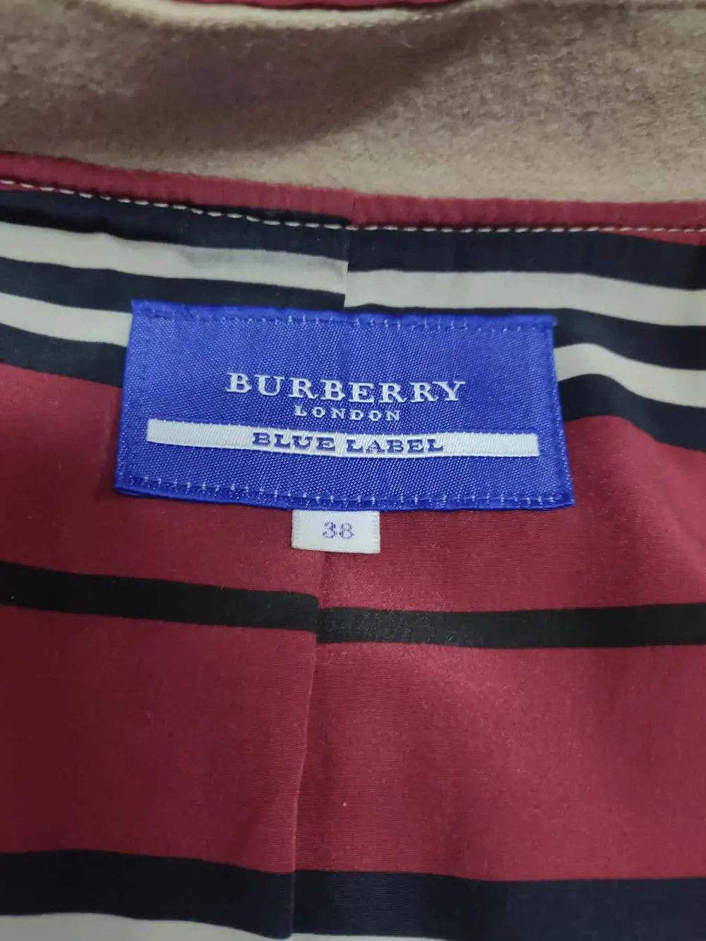 Burberry Burberry blue label fur wool coat Size XS / US 0-2 / IT 36-38 - 6 Thumbnail