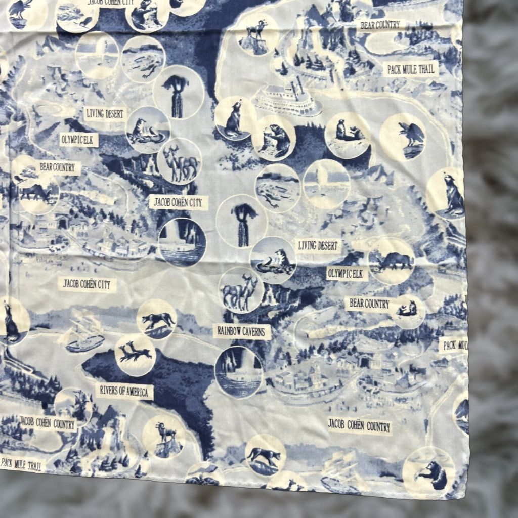 Jacob Cohen Jacob Cohen Hankerchief 22x22 Cotton Silk Winter Deer Snow Multicolor Fabric Microfiber AOP Unisex 22x22 Mens Womens Boys Girls Size ONE SIZE - 1 Thumbnail