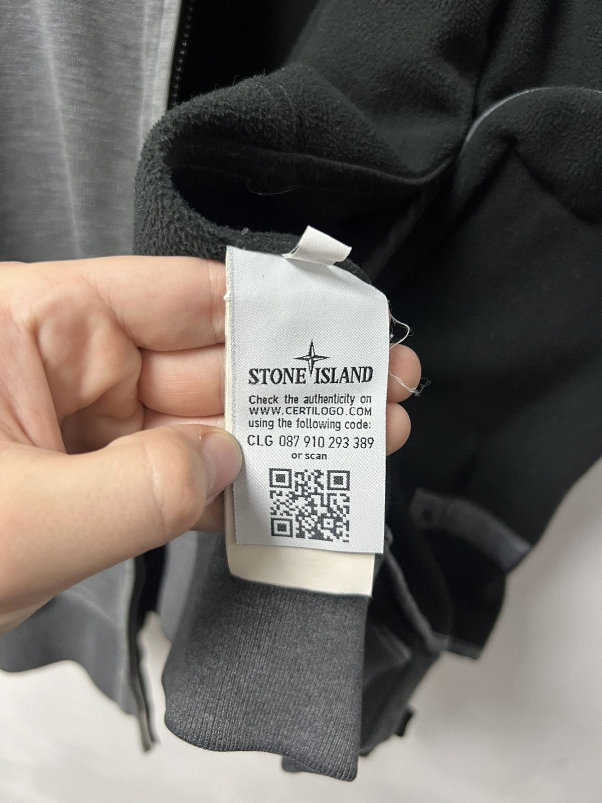 Stone Island Stone Island Soft Shell-r Outdoor Men’s Jacket Fleece Gray Size US XL / EU 56 / 4 - 12 Thumbnail