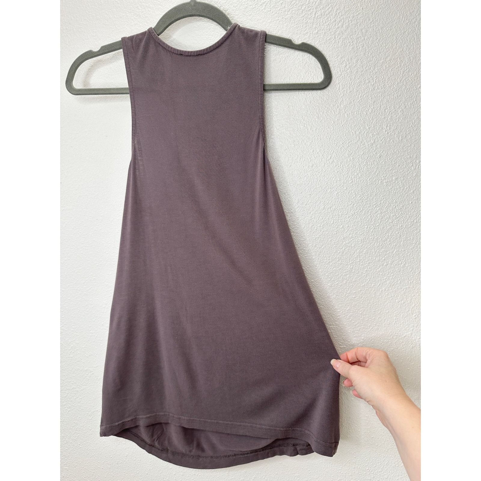Esprit Esprit Gray Satin Strap Racer Front Flowy Tank Top Size M / US 6-8 / IT 42-44 - 5 Thumbnail