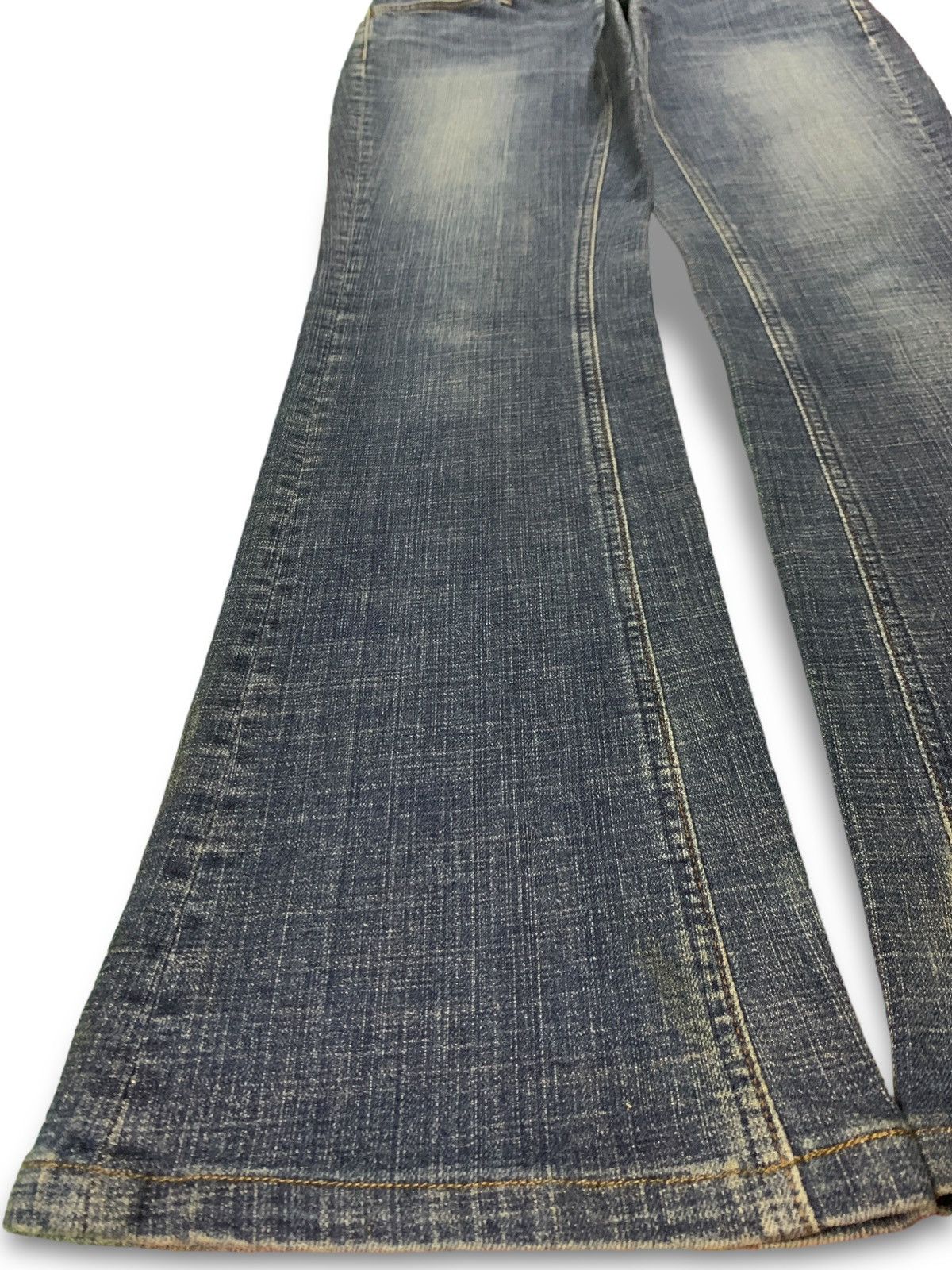 Japanese Brand Vintage Japanese Brand Faded Wash Flare Style Jeans Size 31" - 6 Thumbnail