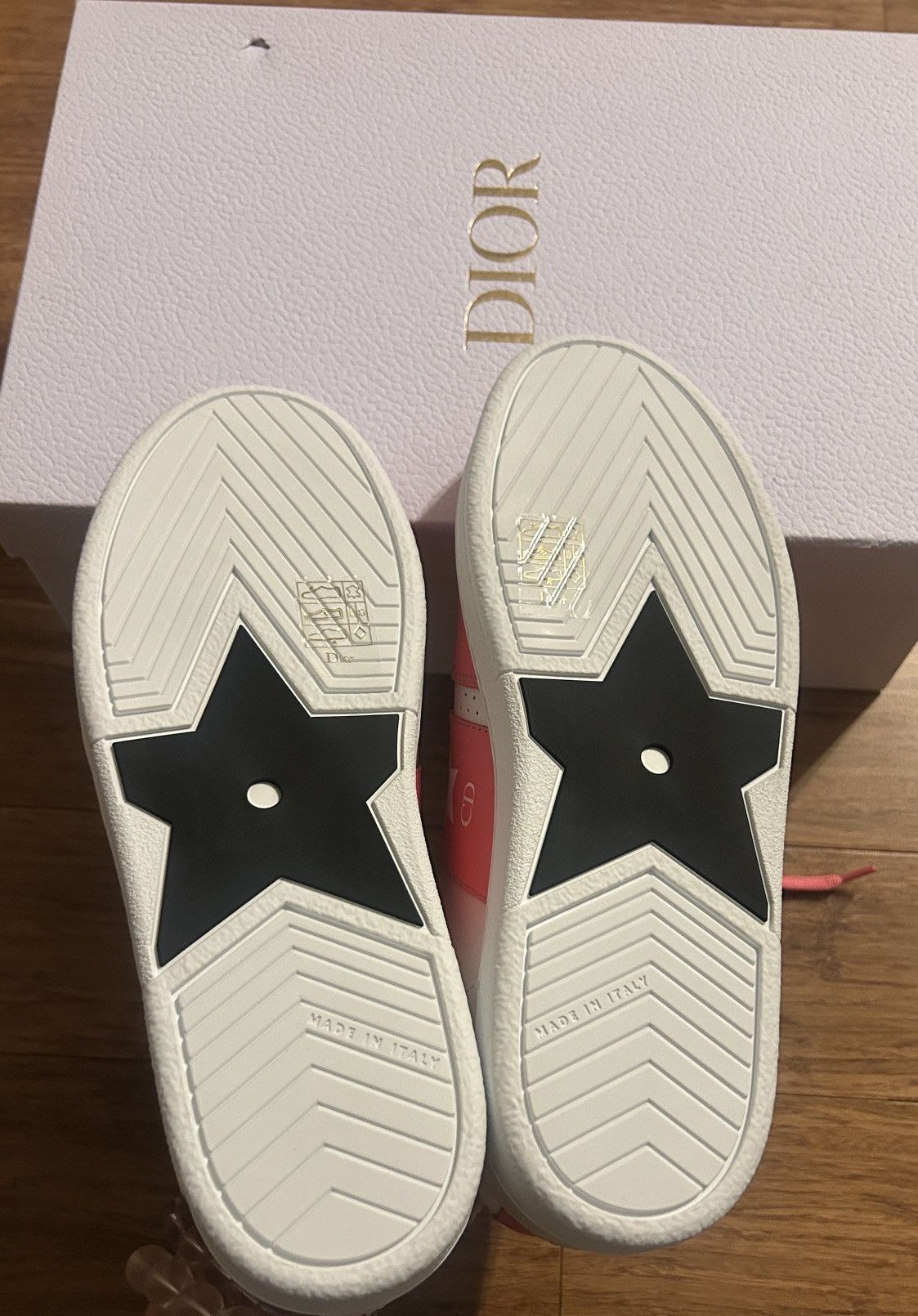 Dior Dior DIORIVIERA DIOR STAR SNEAKER White and Candy Pink Size US 8.5 / IT 38.5 - 7 Thumbnail