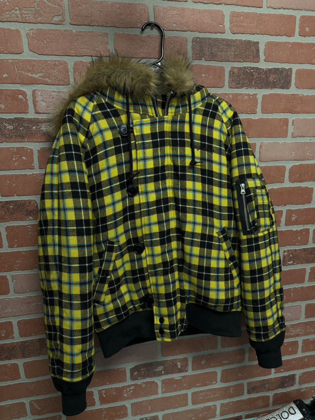 Supreme Size Medium 2017 Supreme N-2B Parka Coat Good Condition 🧼 Size US M / EU 48-50 / 2 - 2 Thumbnail