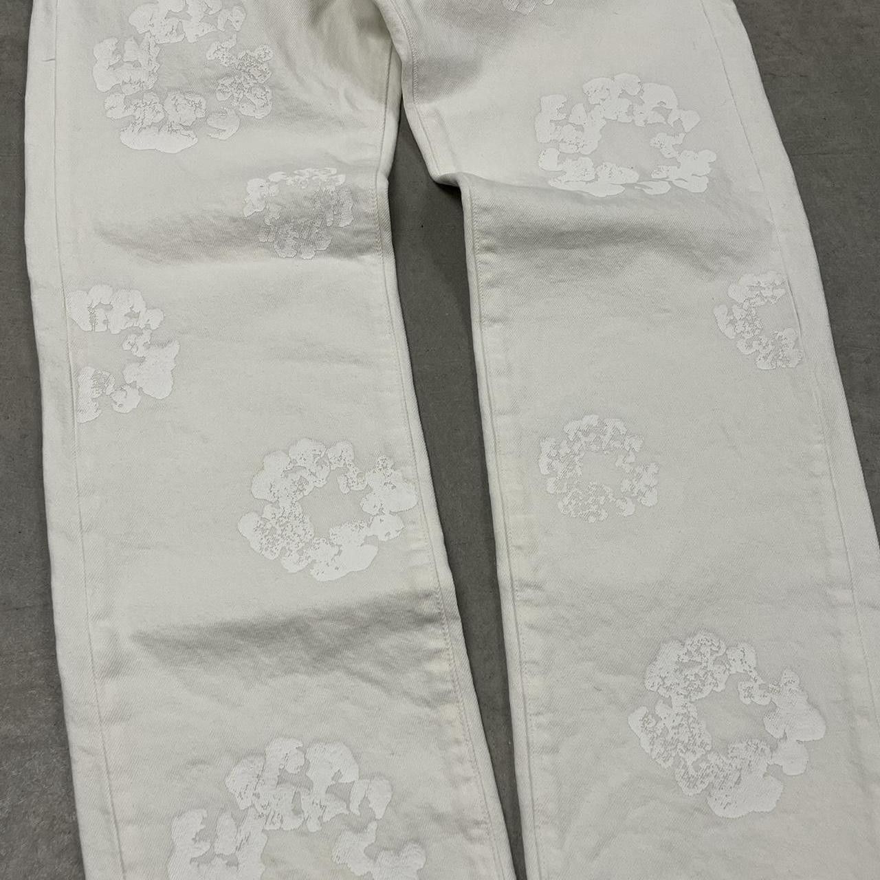 DENIM TEARS White Denim Tears Cotton Wreath Denim Pants Size US 33 - 4 Thumbnail