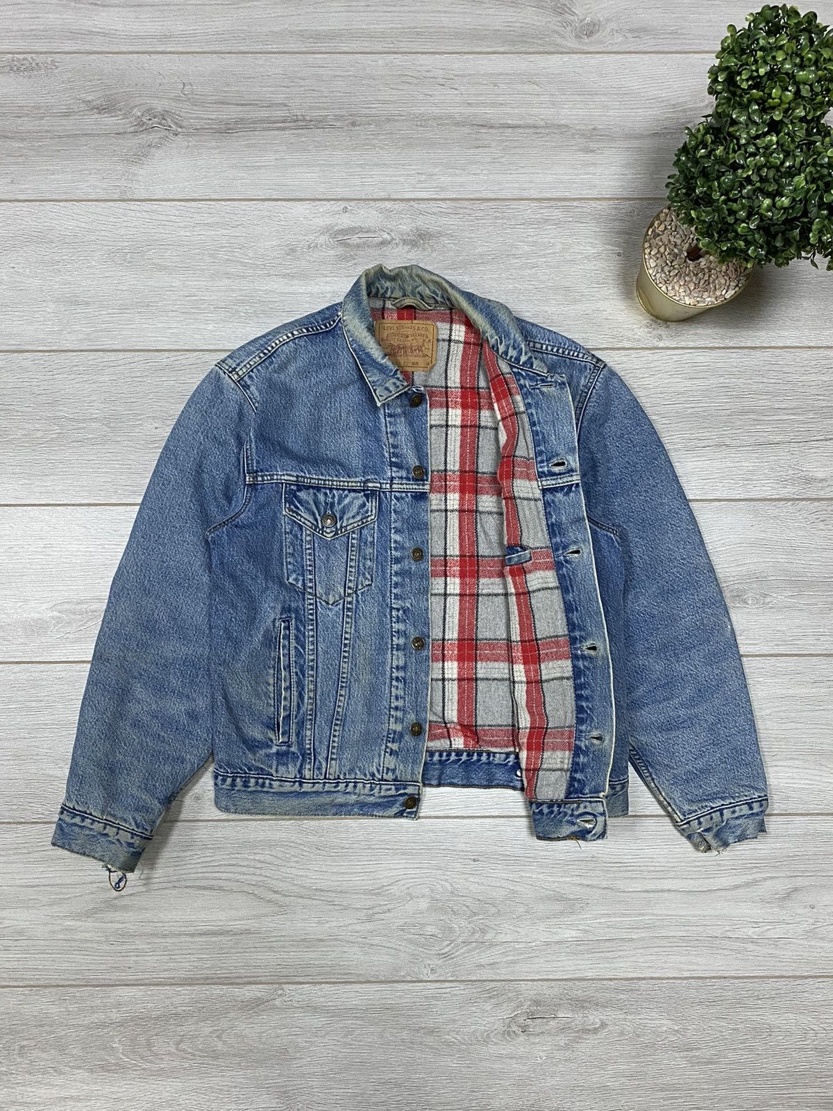 Levi's Levi’s vintage denim jacket buttons Size US M / EU 48-50 / 2 - 1 Thumbnail