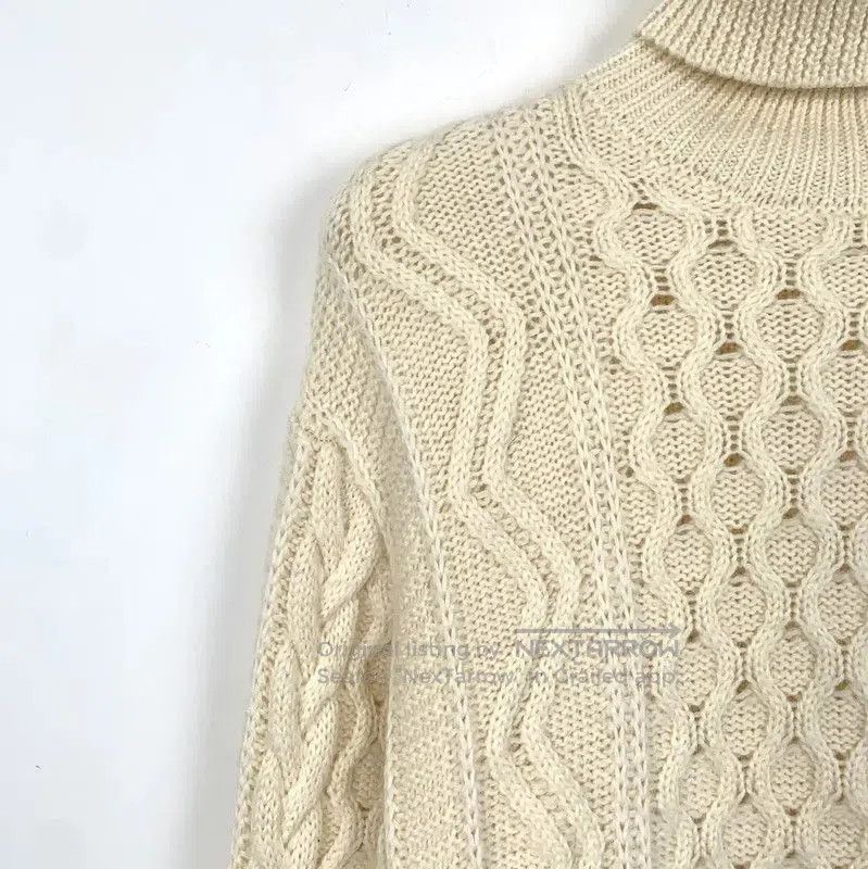 Yves Saint Laurent YSL Beige Knitted Sweater for Women . Size S / US 4 / IT 40 - 3 Thumbnail