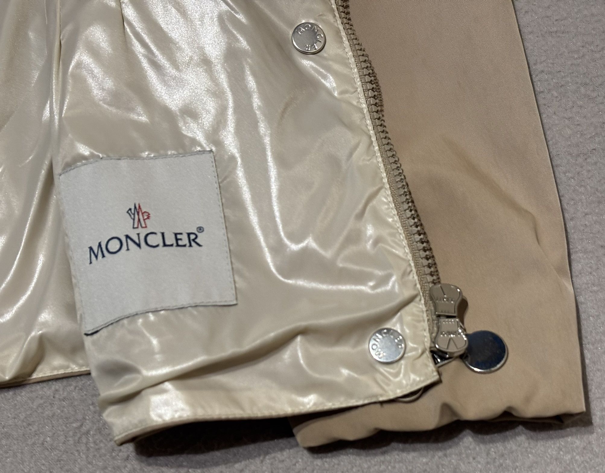 Moncler Moncler Gironde jacket camel vintage size. 4 Size S / US 4 / IT 40 - 14 Thumbnail