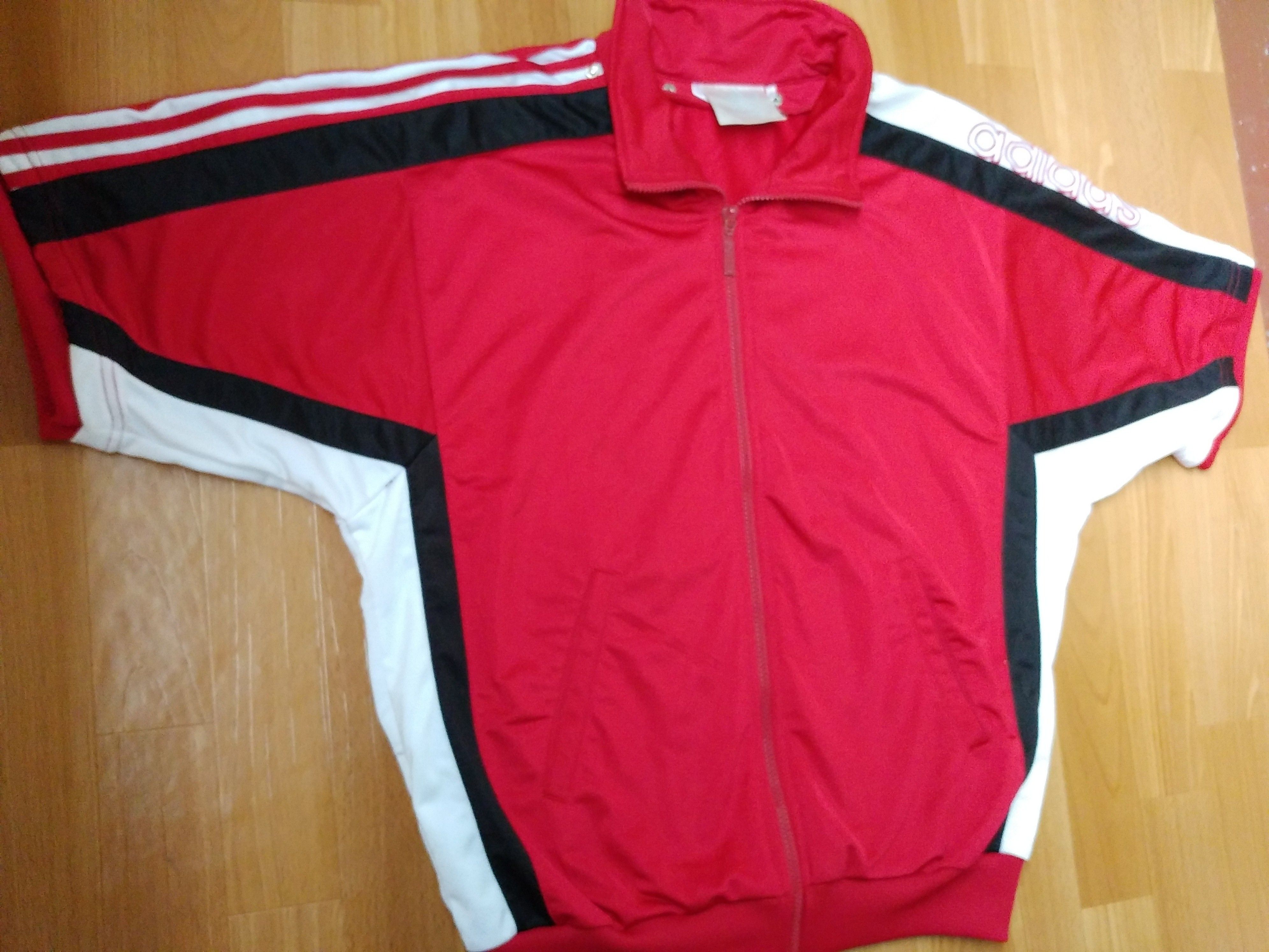 Adidas ADIDAS jersey, vintage hip hop t-shirt 90s skater 1990s S Size US S / EU 44-46 / 1 - 2 Thumbnail