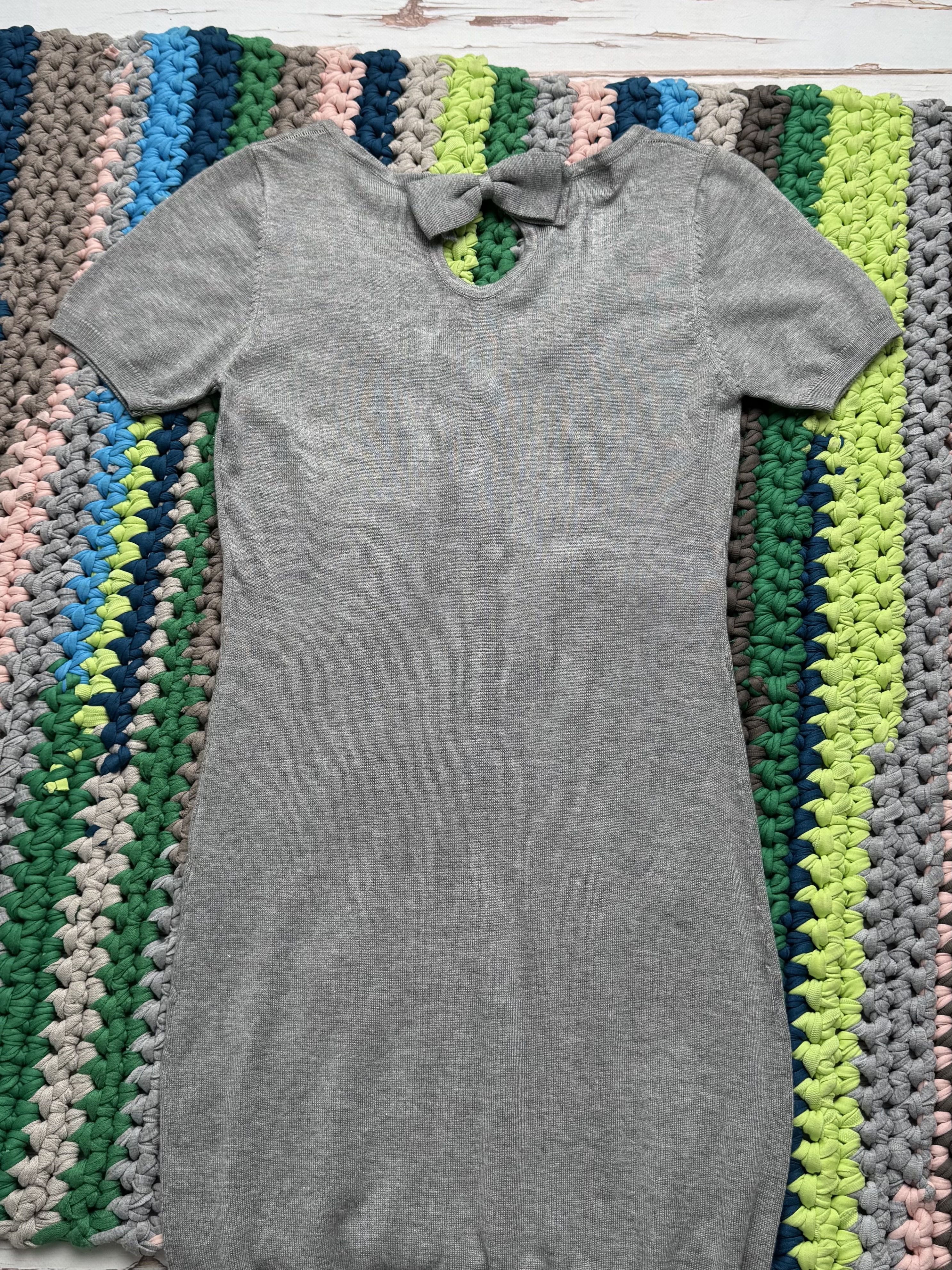 Love Moschino Love Moschino Grey Knit Dress V Neck Bodycon Short Sleeve Size XS / US 0-2 / IT 36-38 - 7 Thumbnail