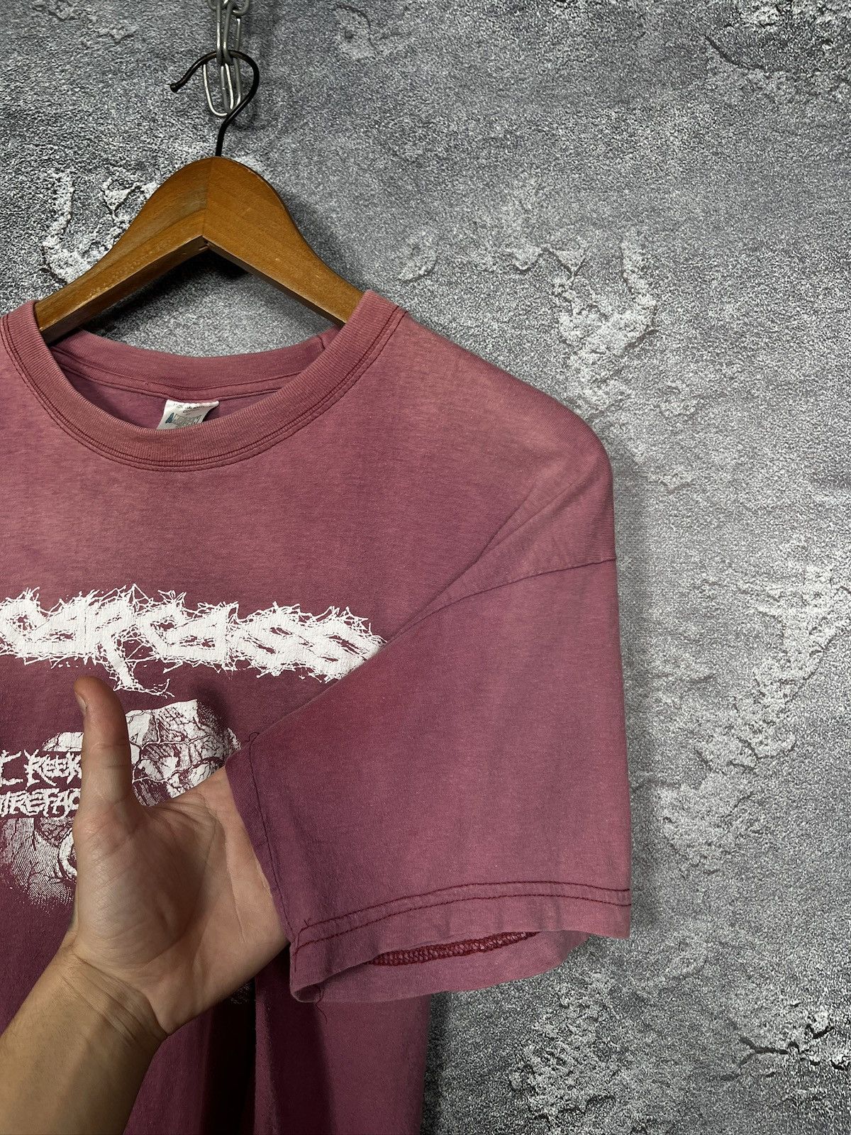 Band Tees Vintage 90s Carcass Reek of Putrefaction Band Rock T-shirt Size US XL / EU 56 / 4 - 10 Thumbnail