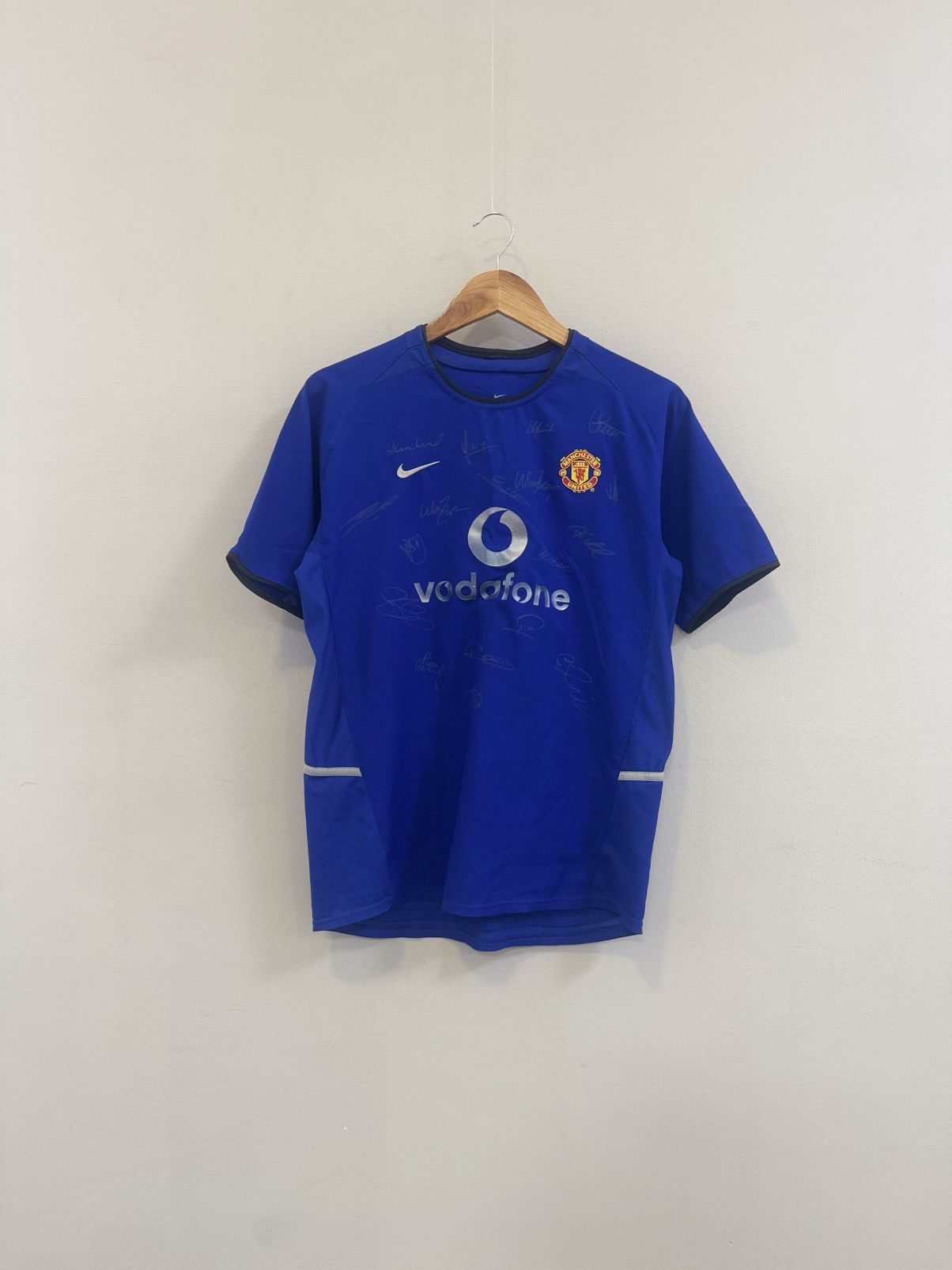 Nike Nike Manchester United 2002/03 Third Shirt Size US S / EU 44-46 / 1 - 1 Thumbnail