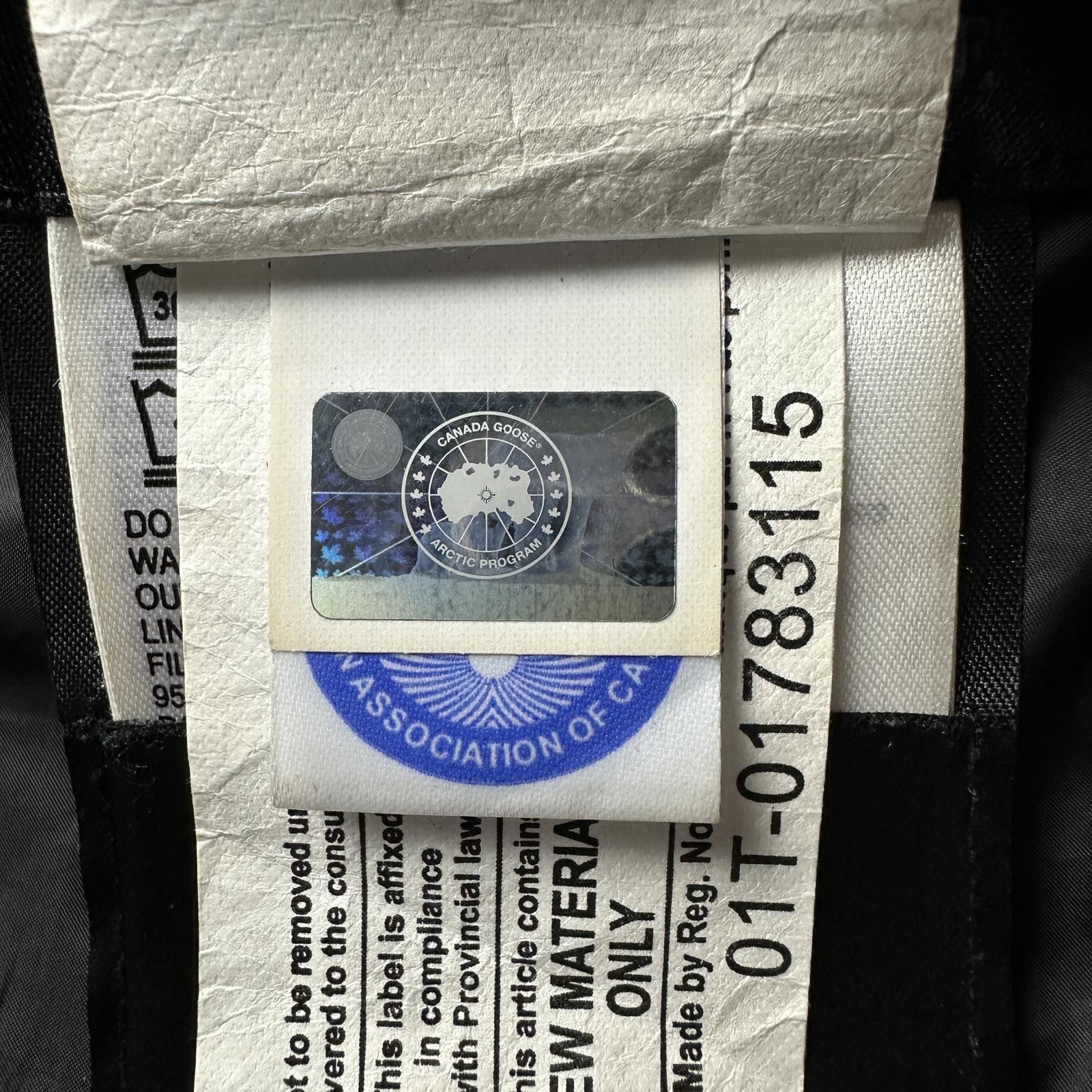 Canada Goose Canada Goose Brookvale Size M Size US M / EU 48-50 / 2 - 9 Thumbnail