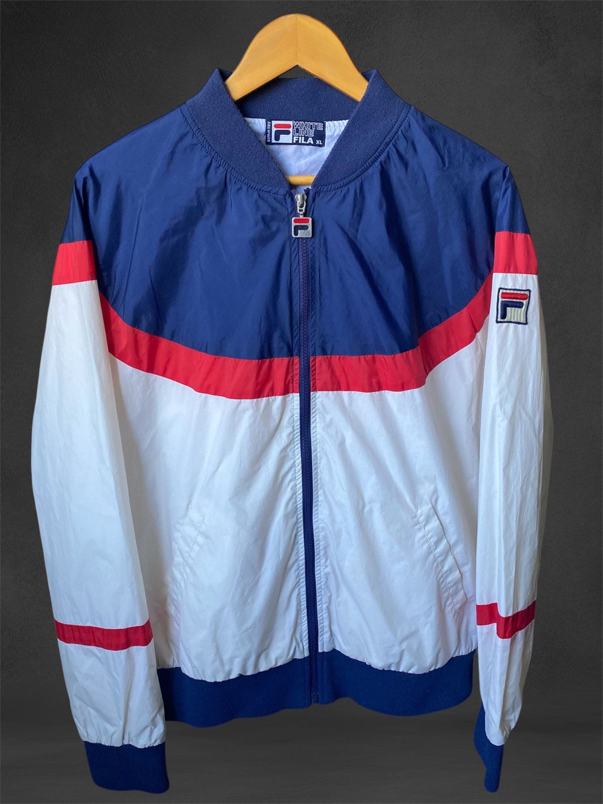 Fila Rare Vintage Fila Nylon Beige Blue Red Bomber Light Jacket Size US XL / EU 56 / 4 - 2 Thumbnail