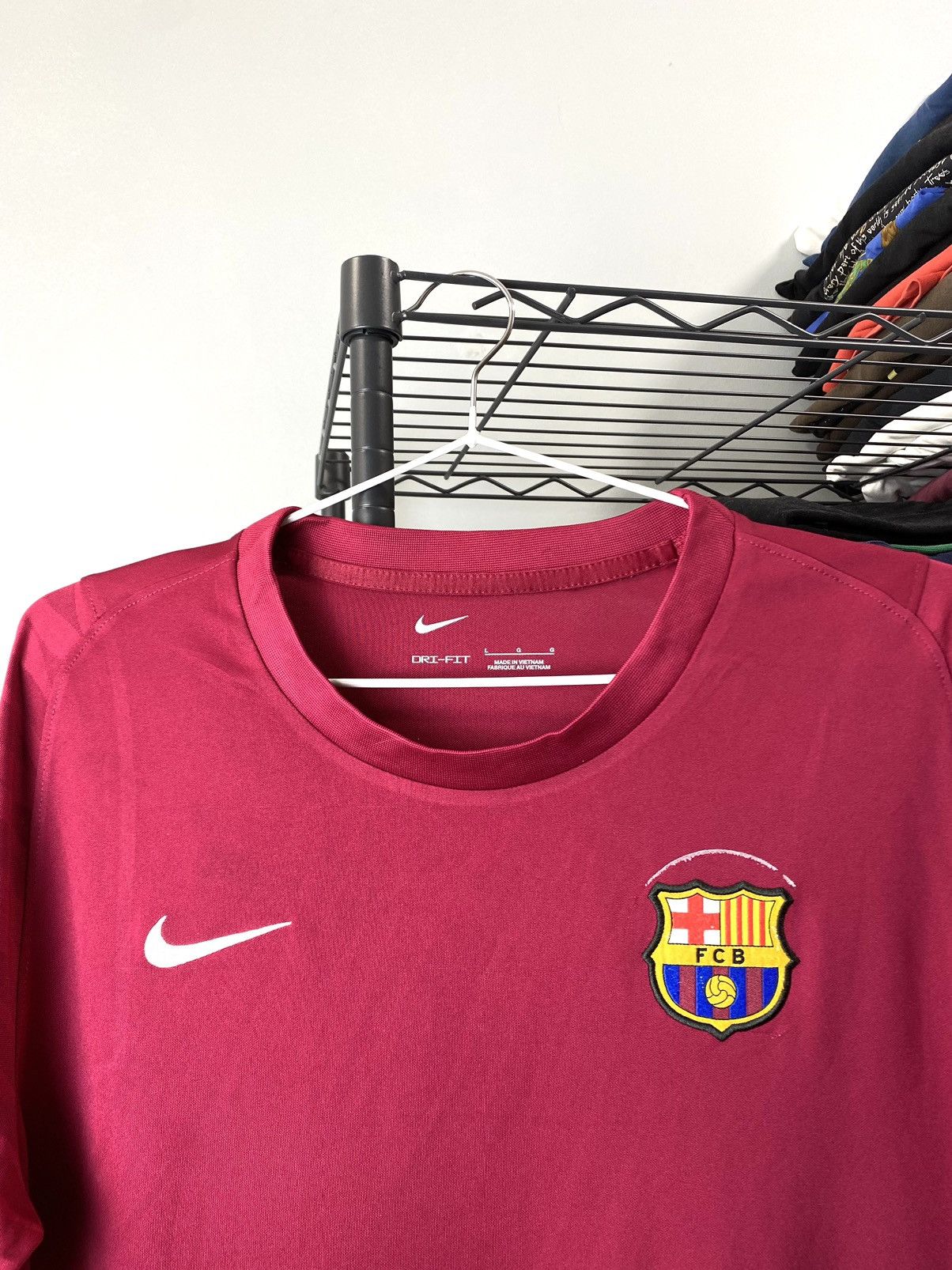 Nike Vintage Nike Barcelona Soccer Jersey T Shirt Size US L / EU 52-54 / 3 - 2 Thumbnail