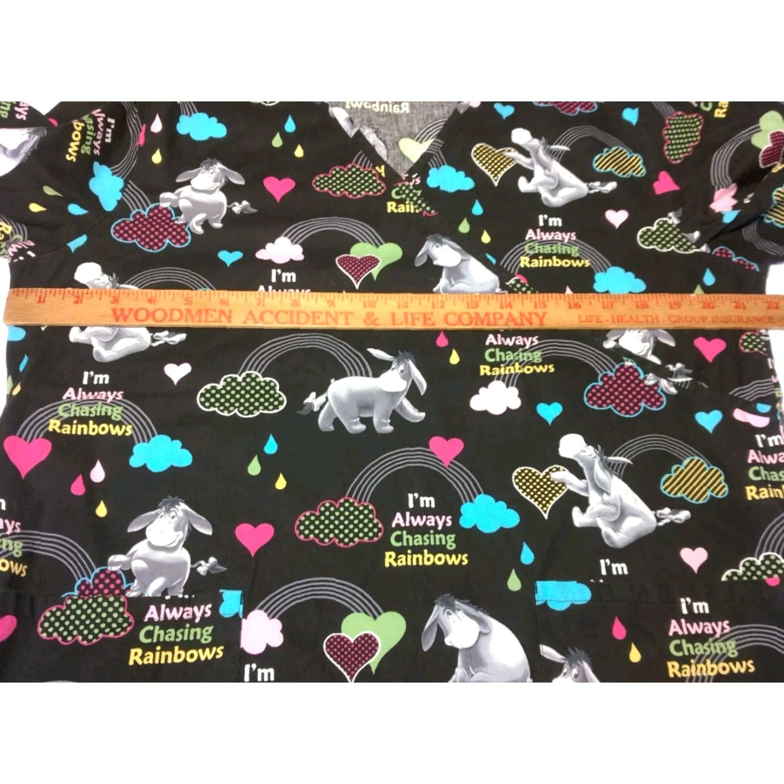 Disney VINTAGE Disney Eeyore Scrub Top Women M Black I’m Always Chasing Rainbows Medical Shirt M Women Rainbow Pooh Disney Size M / US 6-8 / IT 42-44 - 6 Thumbnail