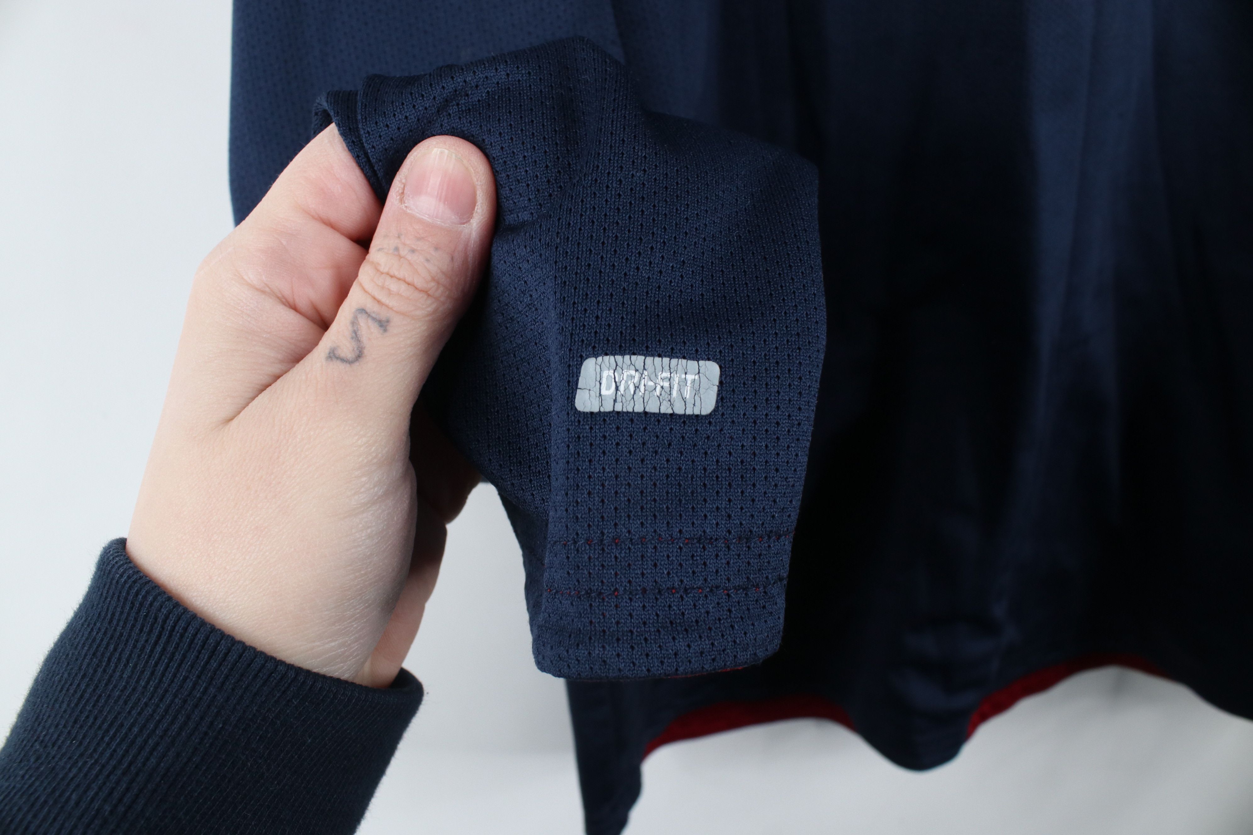 Nike × Vintage Vintage Nike Mini Swoosh Reversible Knit Hoodie Red Blue Size US S / EU 44-46 / 1 - 13 Thumbnail