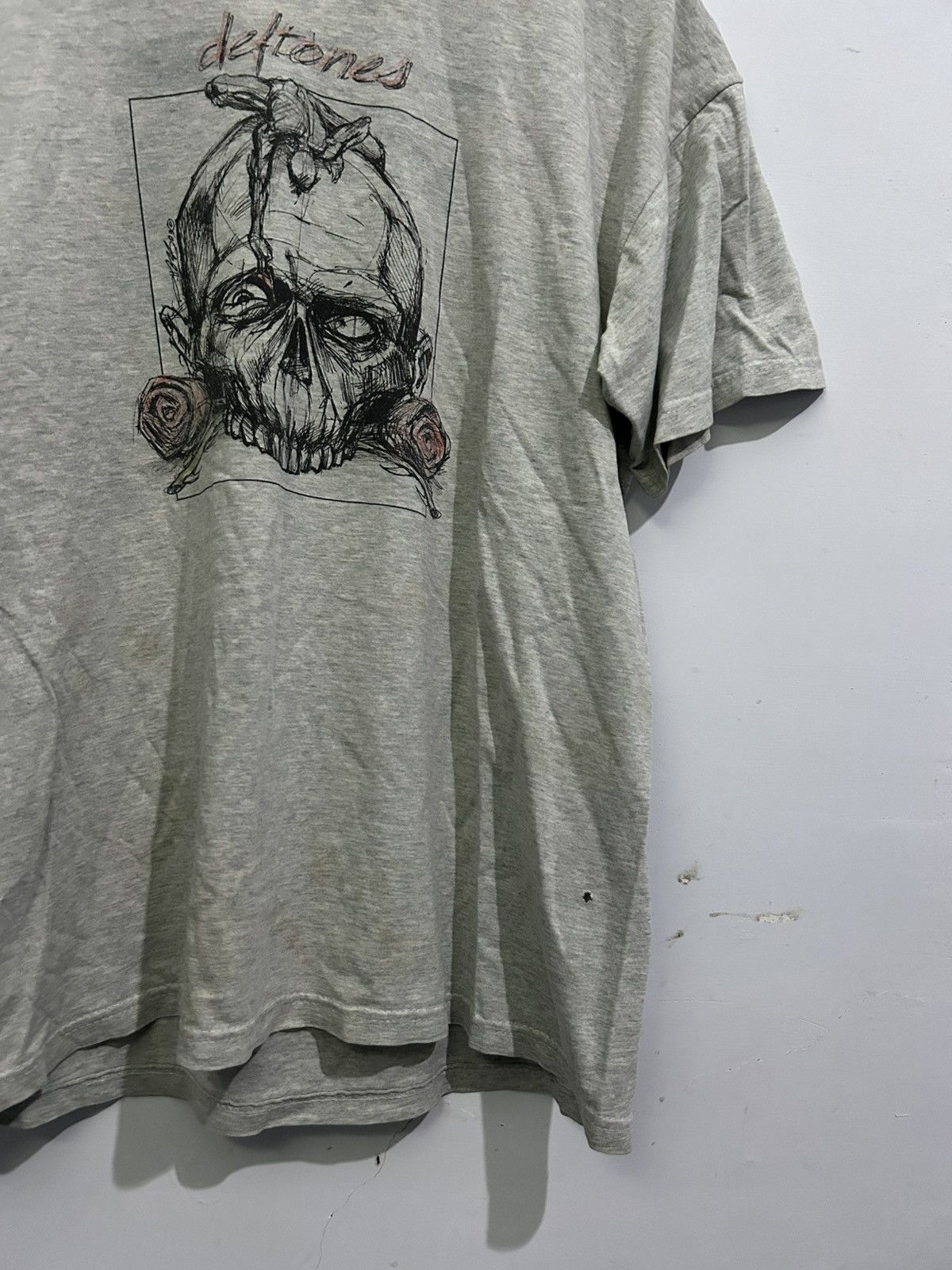 Band Tees Deftones self titled tshirt Size US L / EU 52-54 / 3 - 4 Thumbnail