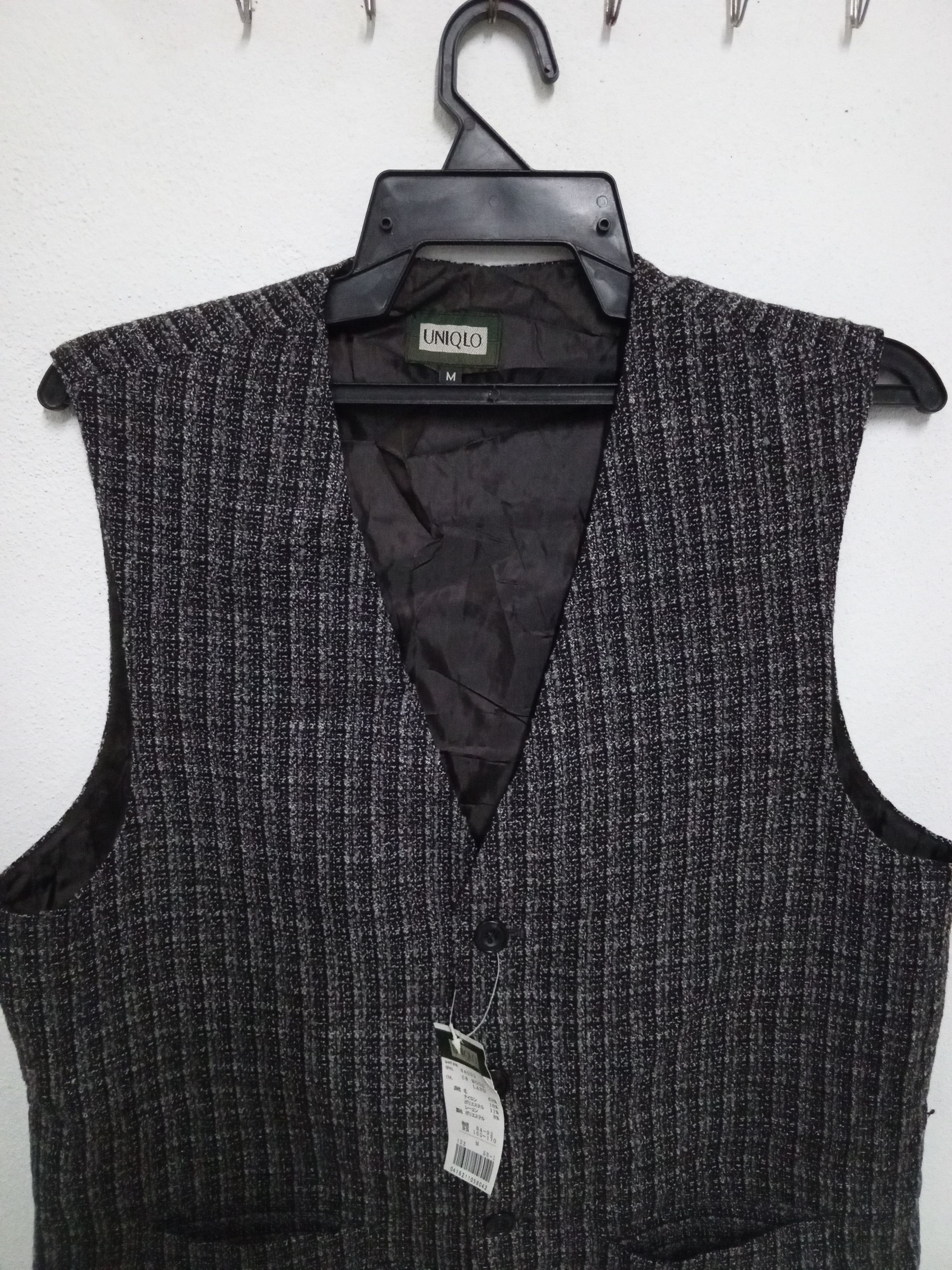 Uniqlo { VINTAGE UNIQLO VEST } Size US M / EU 48-50 / 2 - 4 Thumbnail