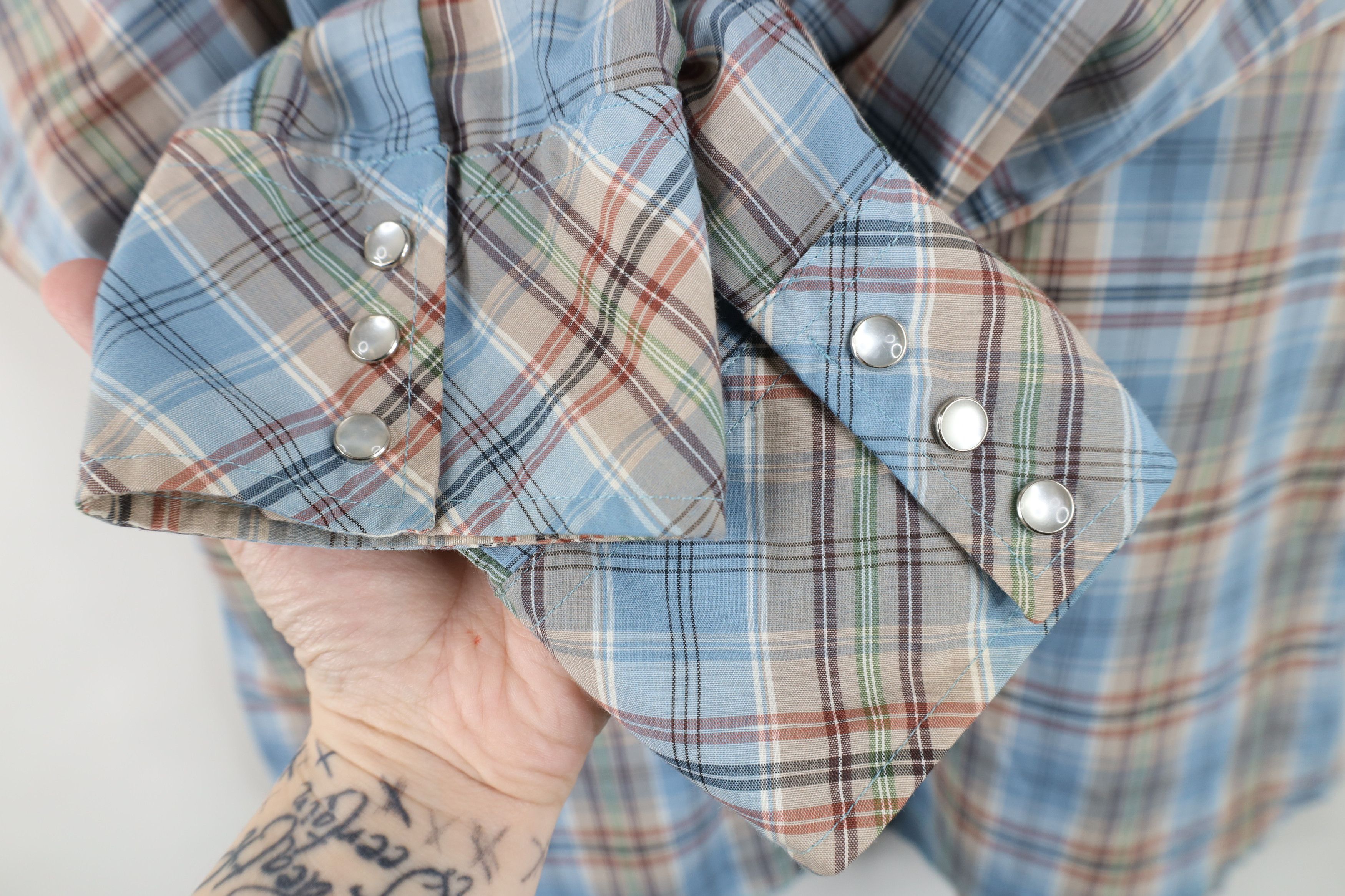 Wrangler Vintage 70s Wrangler Cowboy Snap Button Shirt Rainbow Plaid Size US L / EU 52-54 / 3 - 4 Thumbnail