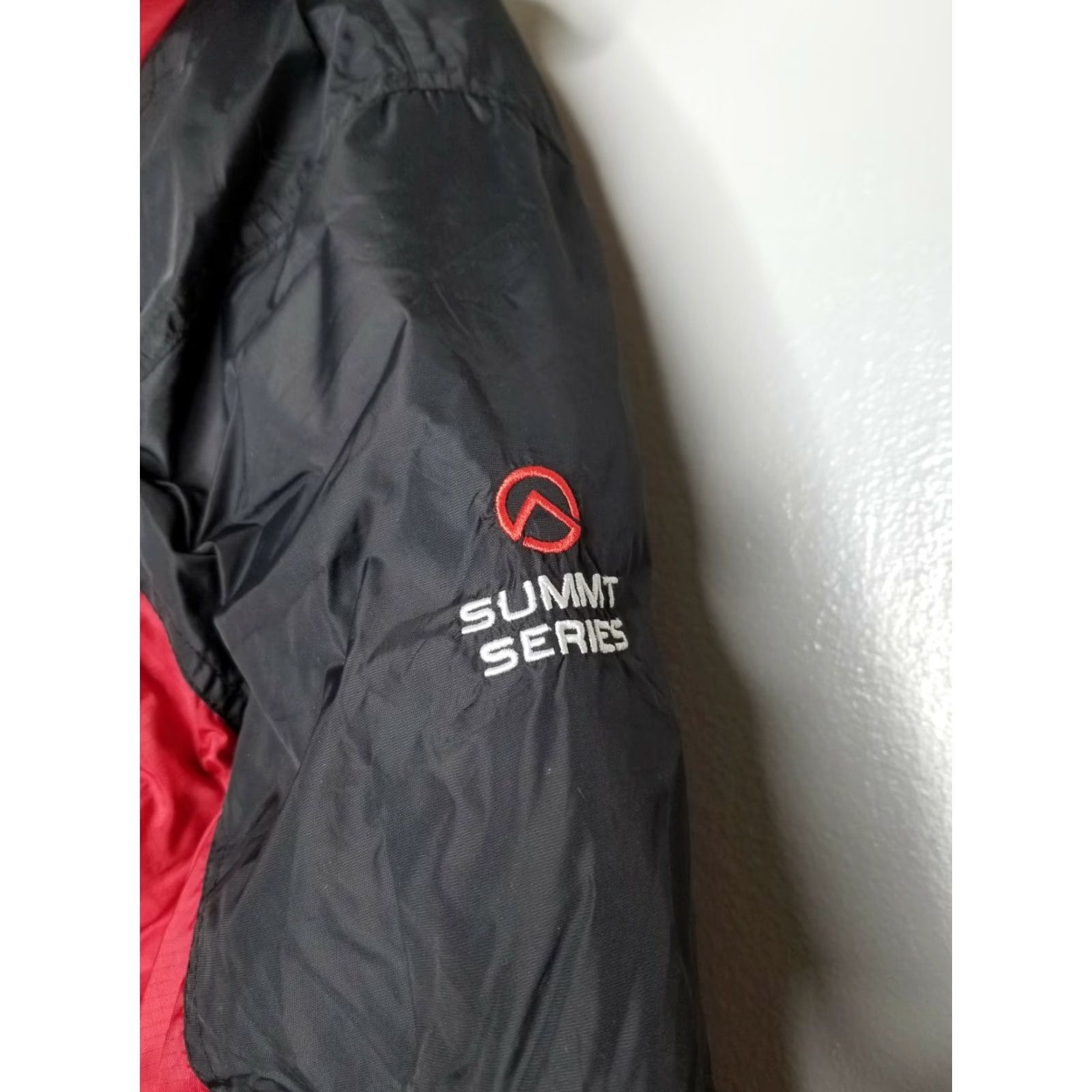 The North Face Vintage The North Face Summit Series Waterproof Windbreaker Jacket XL Men Red Outdoors Size US XL / EU 56 / 4 - 3 Thumbnail