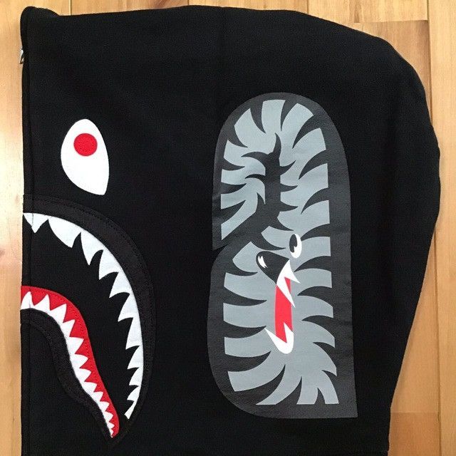 Bape 💫Glow in the dark💫BAPE City camo shark full zip hoodie APE Size US L / EU 52-54 / 3 - 7 Thumbnail