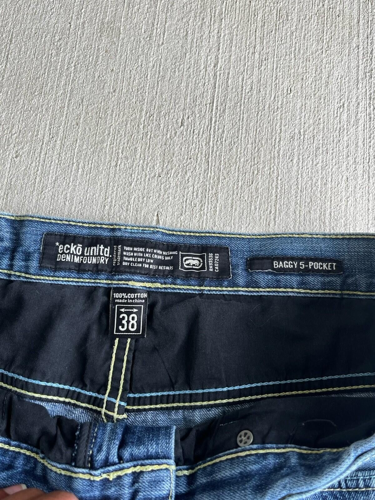 Ecko Unltd. VTG Ecko Unltd Baggy Denim Shorts Blue Rhino Logo Sz 38 Y2K Size US 38 / EU 54 - 3 Thumbnail