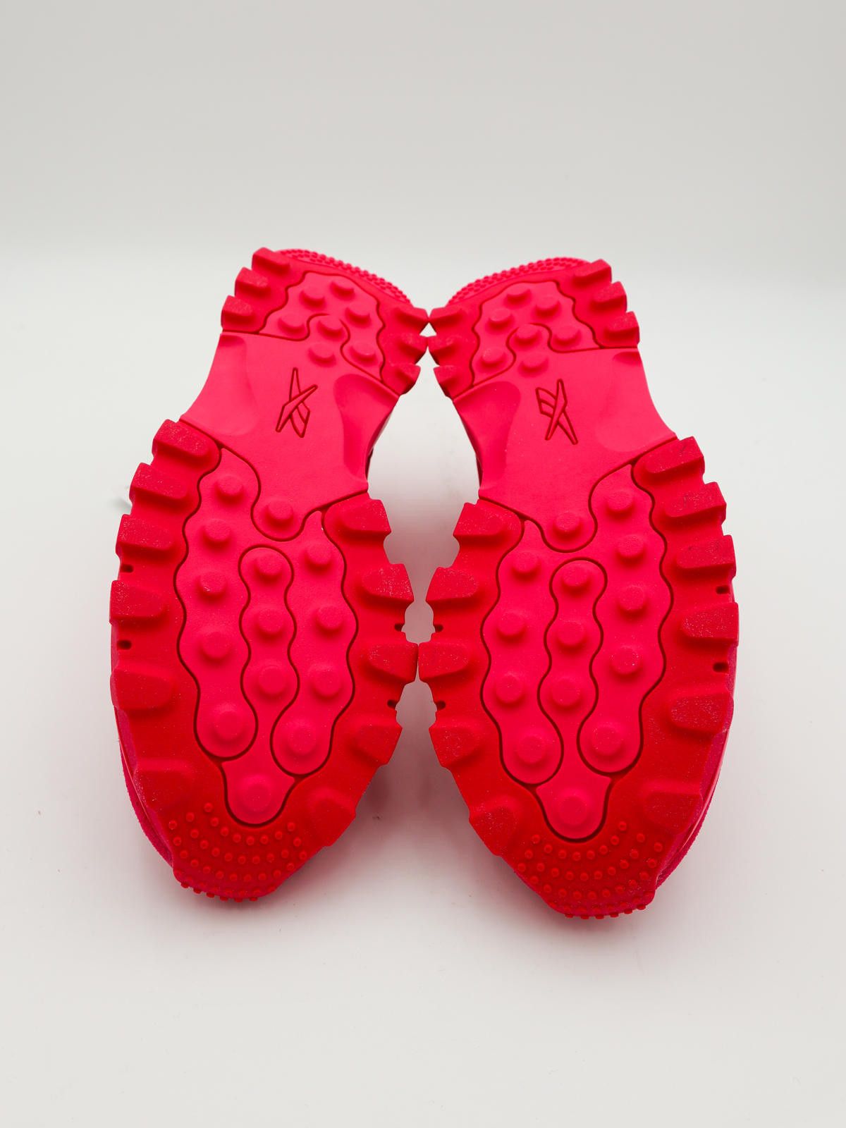 Reebok Cardi B x Reebok Classic Leather V2 Fusion – GW8876 –BNIB Size US 7.5 / IT 37.5 - 6 Thumbnail