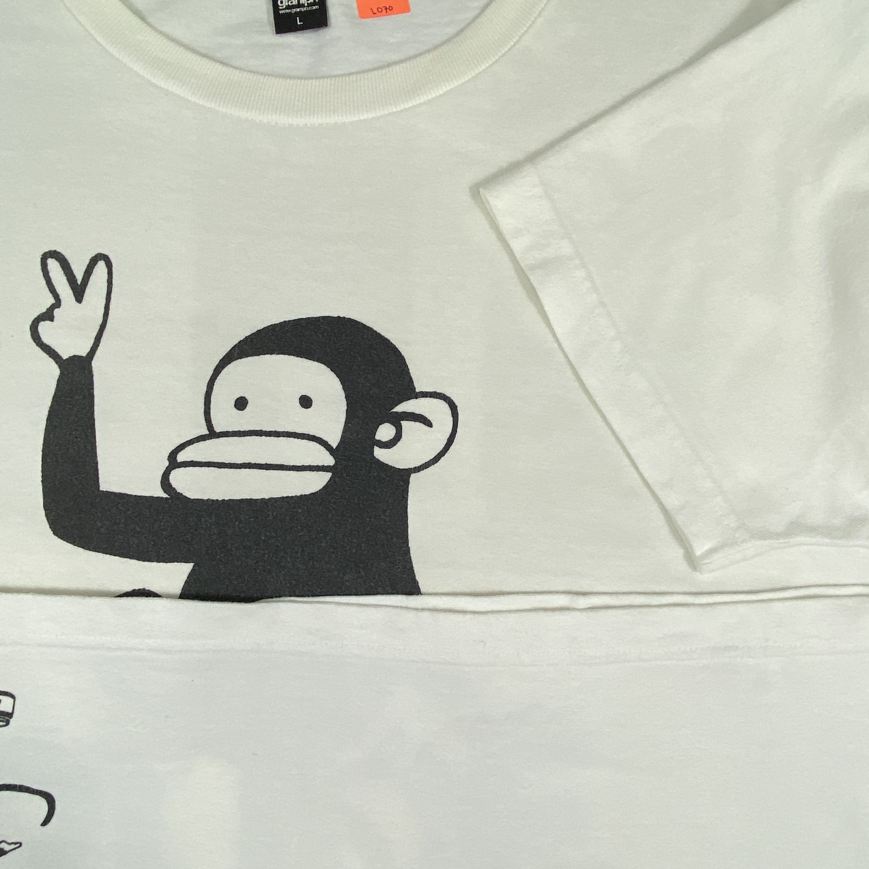 Japanese Brand Vintage Graniph Rude Monkey T-shirt - L070 Size US L / EU 52-54 / 3 - 7 Thumbnail