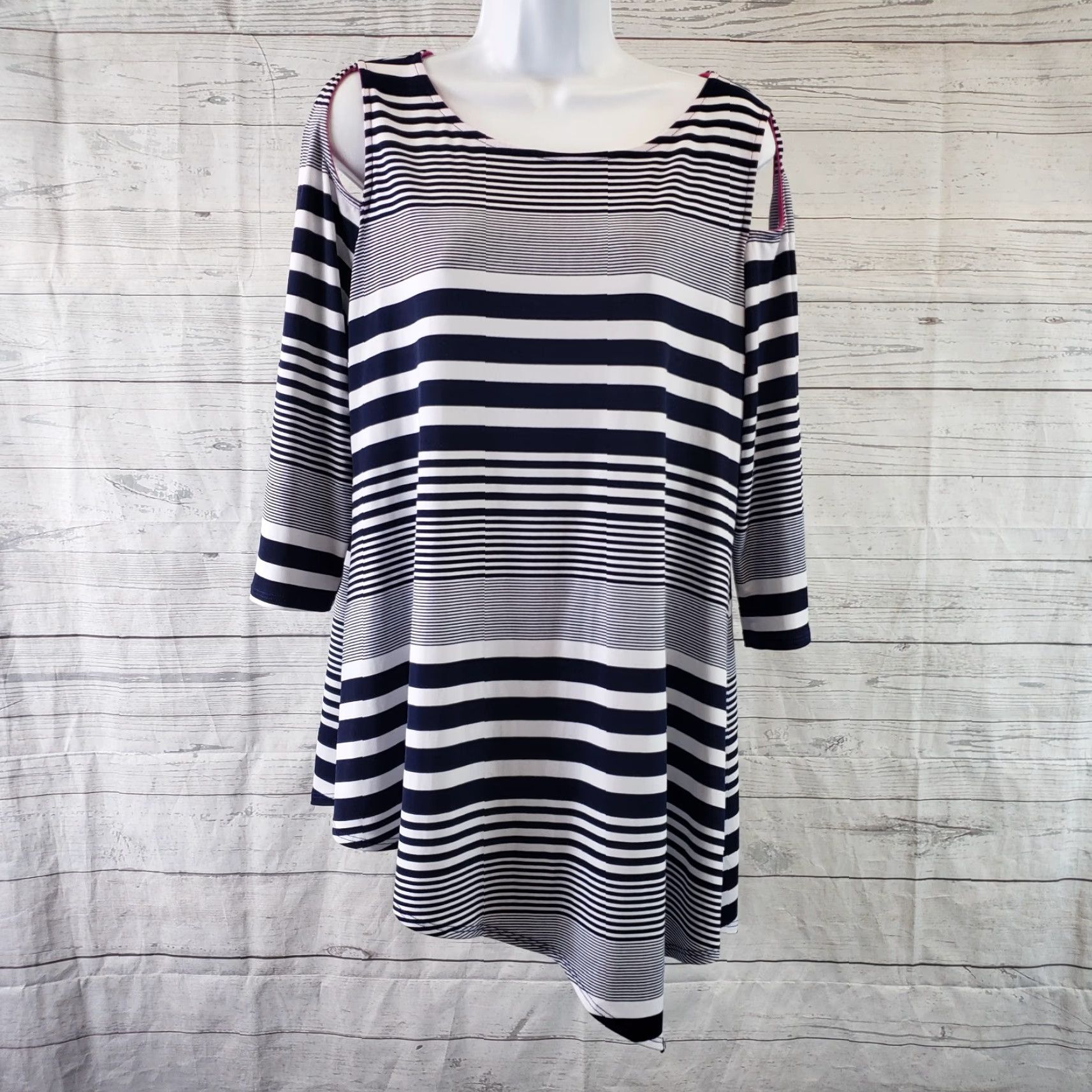 Vintage IC by Connie K Womens Tunic Blouse L Blue Stripe 3/4 Sleeve Shoulder Cutouts Shirt Womens L Size L / US 10 / IT 46 - 2 Thumbnail