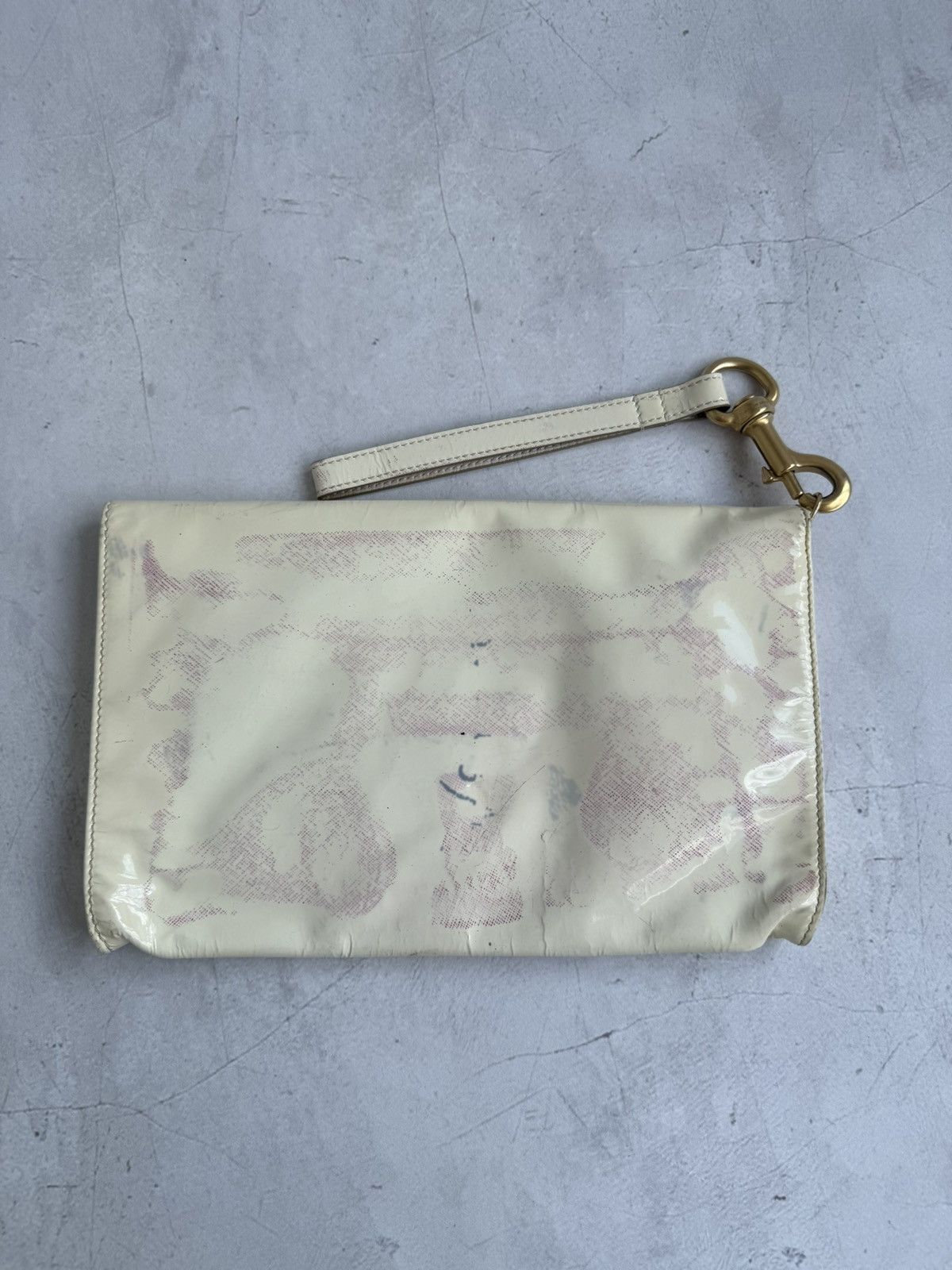 Givenchy Vintage Givenchy Clutch Bag Cream Patent Leather Logo Size ONE SIZE - 13 Thumbnail