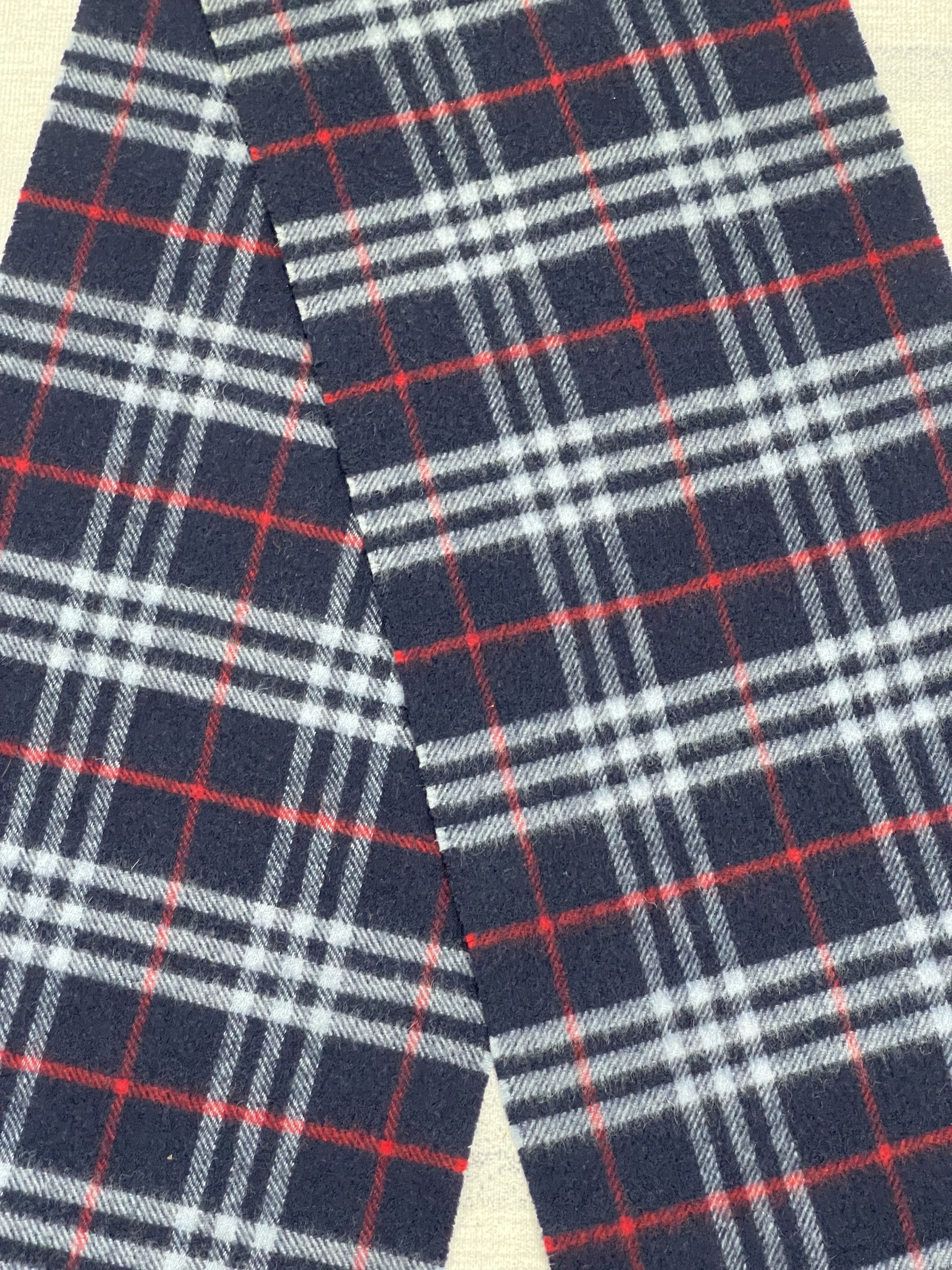 Burberry Vintage Burberrys Checkered Muffler Scarf- 6236 Size ONE SIZE - 4 Thumbnail
