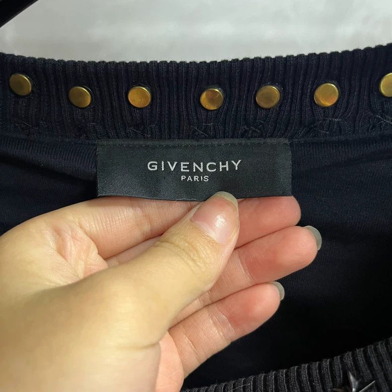 Givenchy Givenchy Givenchy classic black solid color starry design Size US L / EU 52-54 / 3 - 2 Thumbnail