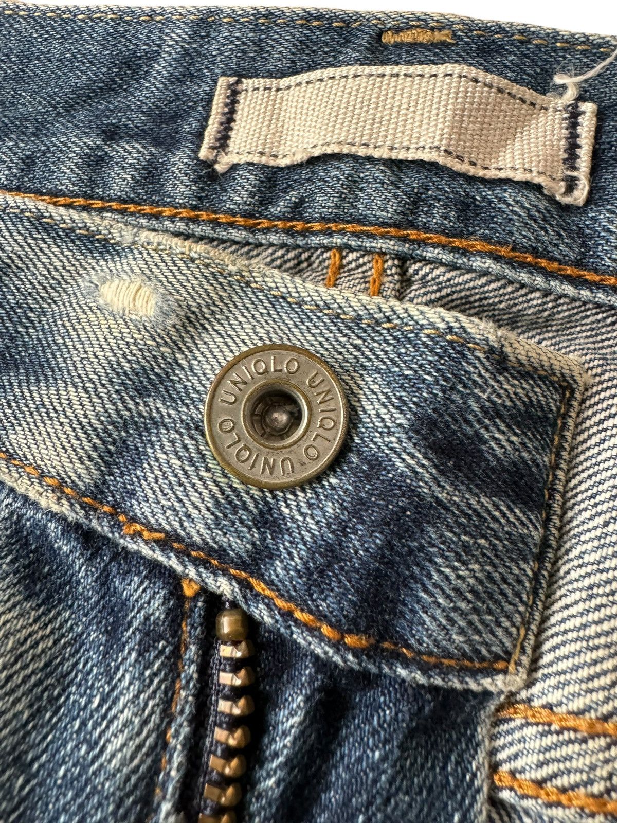 Uniqlo VINTAGE UNIQLO SELVEDGE DISTRESSED JEANS Size US 36 / EU 52 - 7 Thumbnail