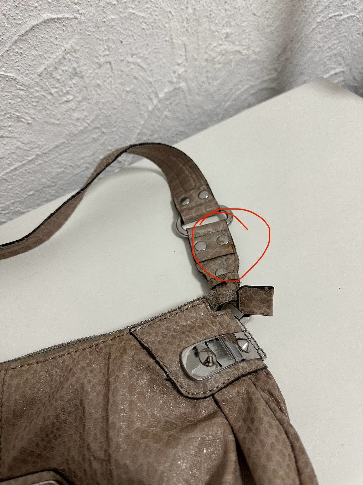 Guess Vintage Guess Women’s Leather bag Y2K OS Size ONE SIZE - 4 Thumbnail