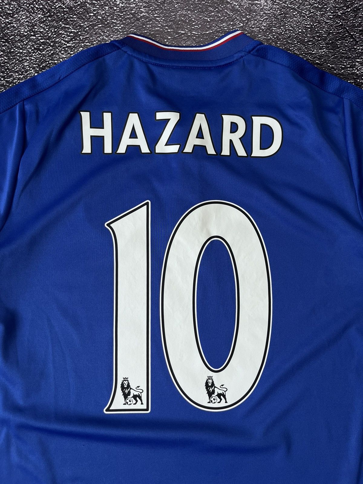 Adidas CHELSEA NIKE 2015 FOOTBALL HOME JERSEY #10 HAZARD Size US S / EU 44-46 / 1 - 10 Thumbnail