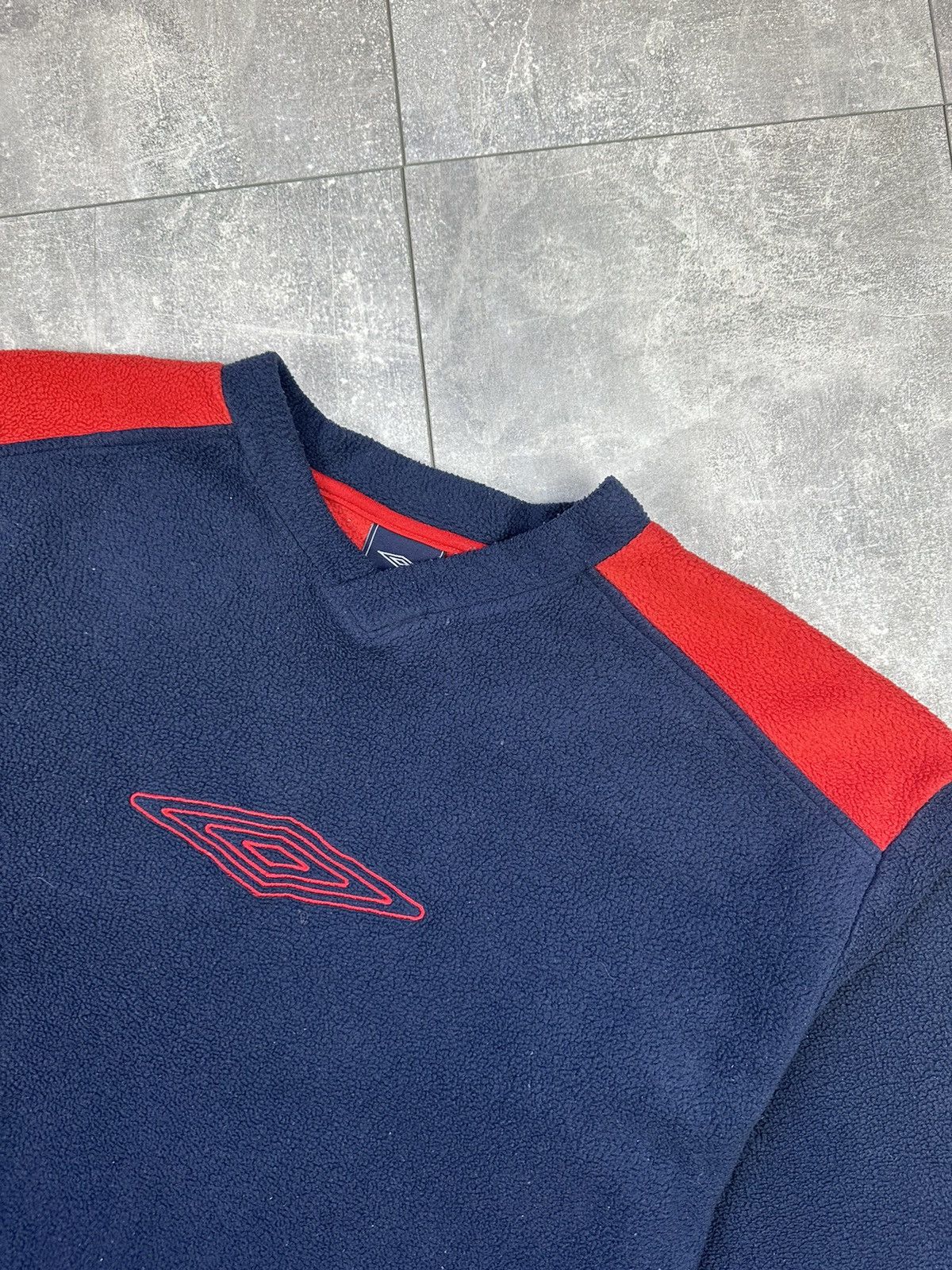 Umbro Umbro Vintage Fleece Sweatshirt Centr Logo Size US L / EU 52-54 / 3 - 6 Thumbnail