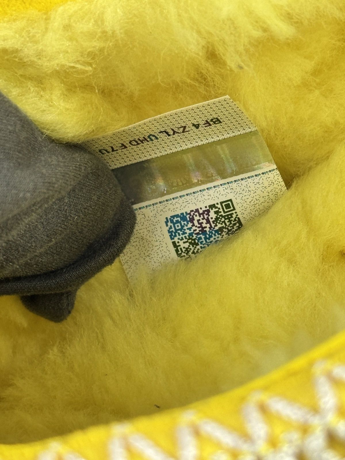 Palace × Ugg LOONEY TUNES UGGS Size US 10 / EU 43 - 14 Thumbnail