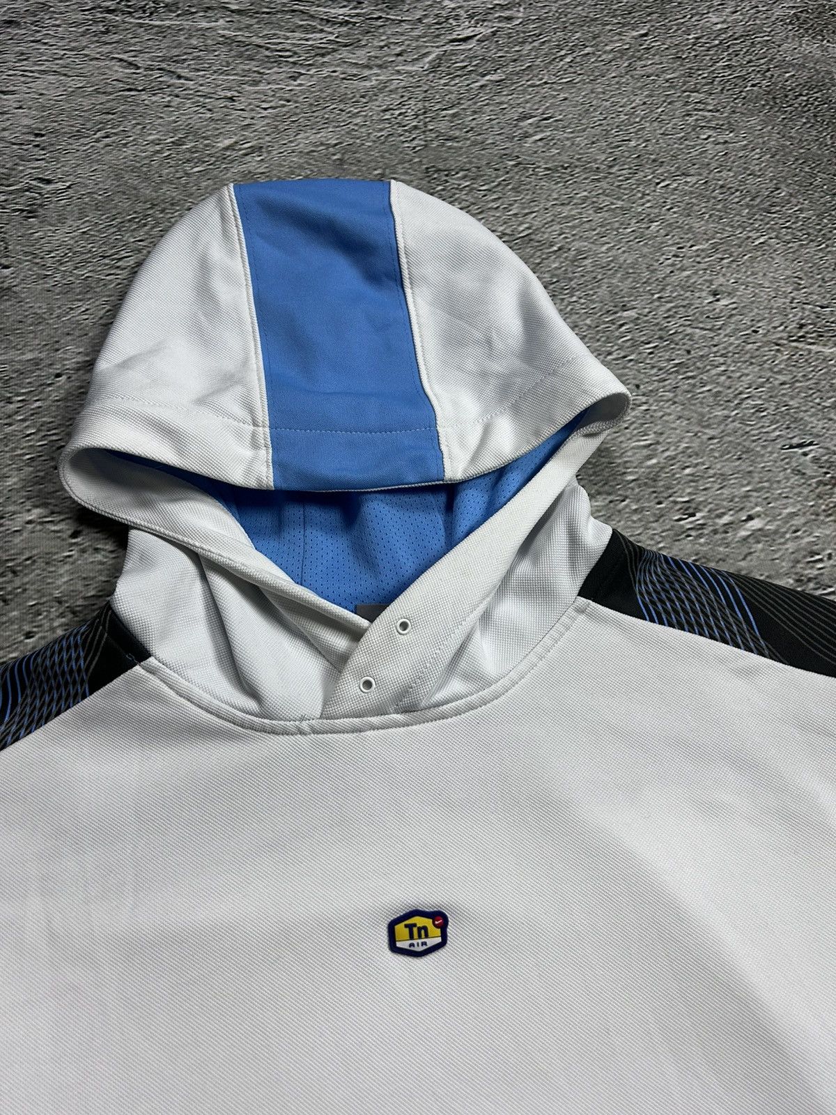 Nike × Vintage Nike TN hoodie vintage white 2000s blue Y2K sweatshirt Size US L / EU 52-54 / 3 - 2 Thumbnail