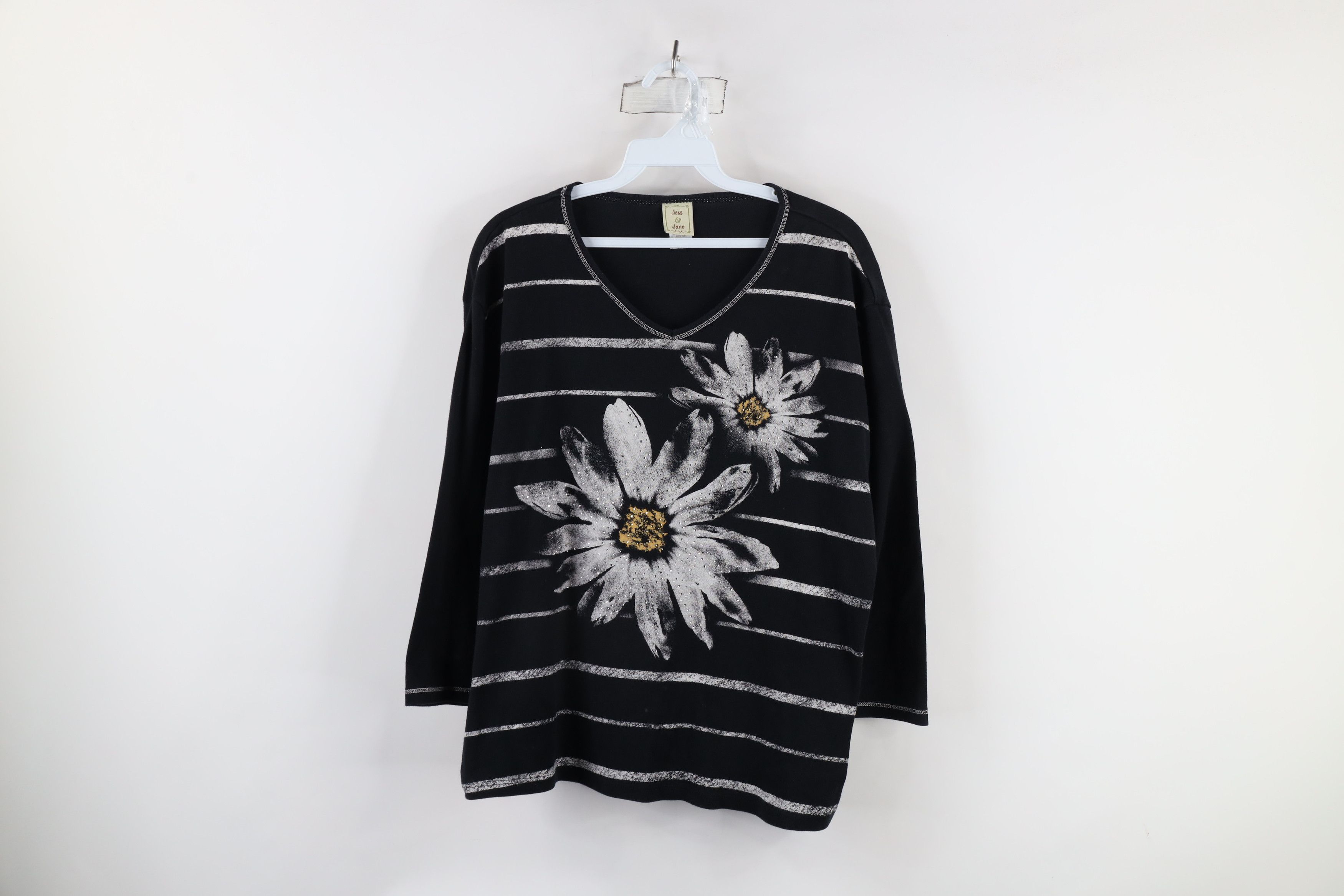 Vintage Vintage 90s Streetwear Striped Flower 3/4 Sleeve T-Shirt USA Size XL / US 12-14 / IT 48-50 - 1 Thumbnail