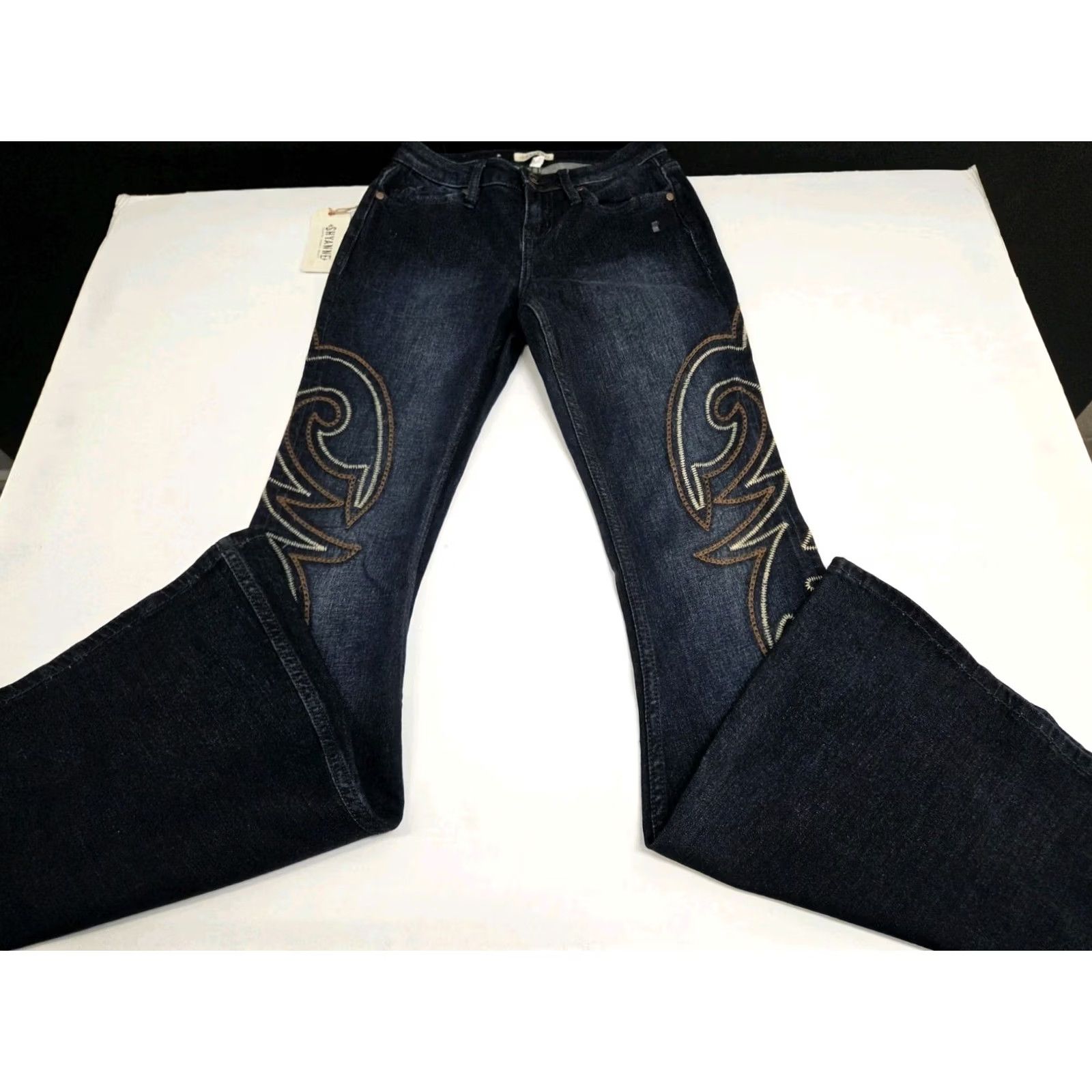 Vintage NWT Shyanne Womens Country Wear Flare Embroidered Blue Jeans 26/34 Jeans Women Cowgirl Flared 5-Pocket Cotton Spandex Blue NWT Size 26" / US 2 / IT 38 - 2 Thumbnail