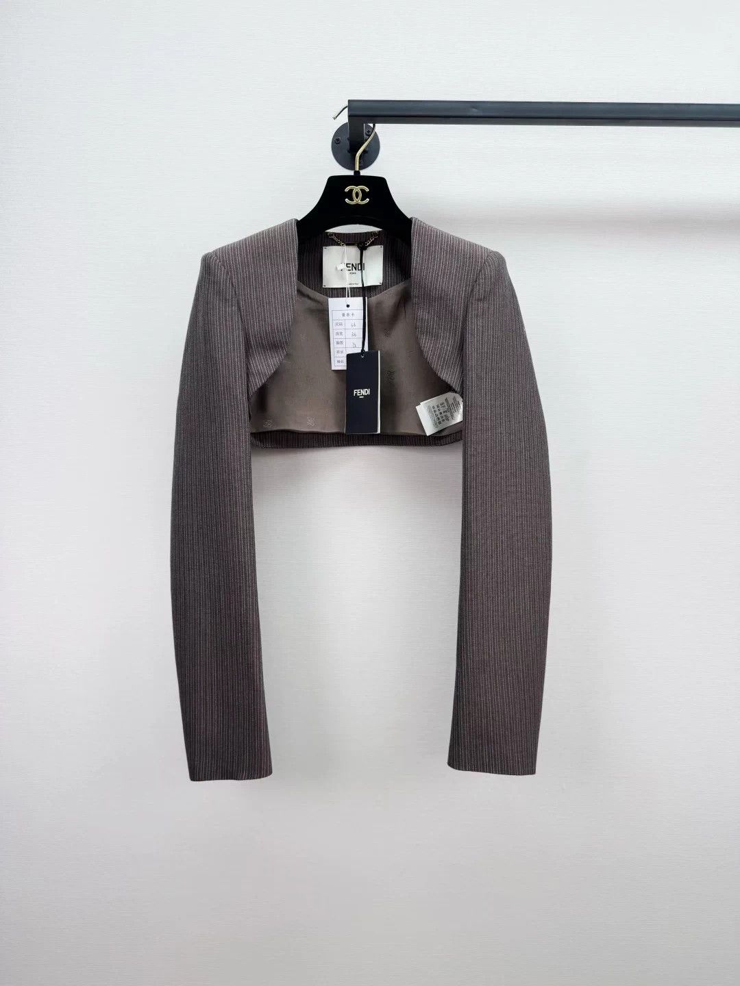 Fendi Fendi new with tags short jacket women's 36 Size XS / US 0-2 / IT 36-38 - 1 Thumbnail