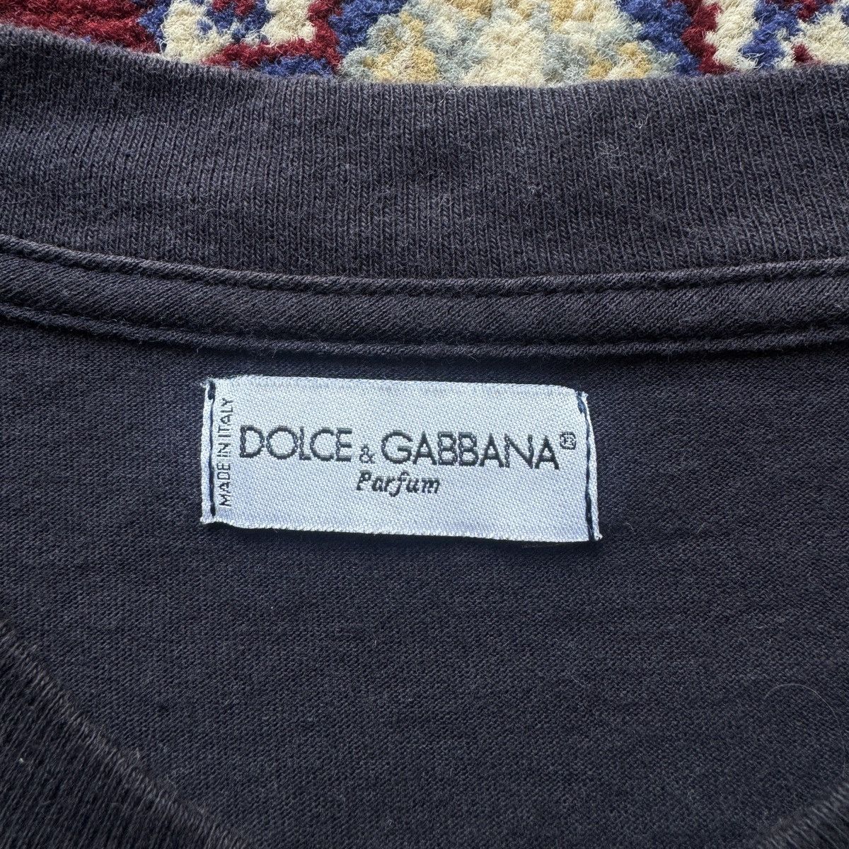 Dolce & Gabbana SAMPLE 90s Dolce & Gabbana Parfum Logo Tee Designer Brand Size US L / EU 52-54 / 3 - 5 Thumbnail