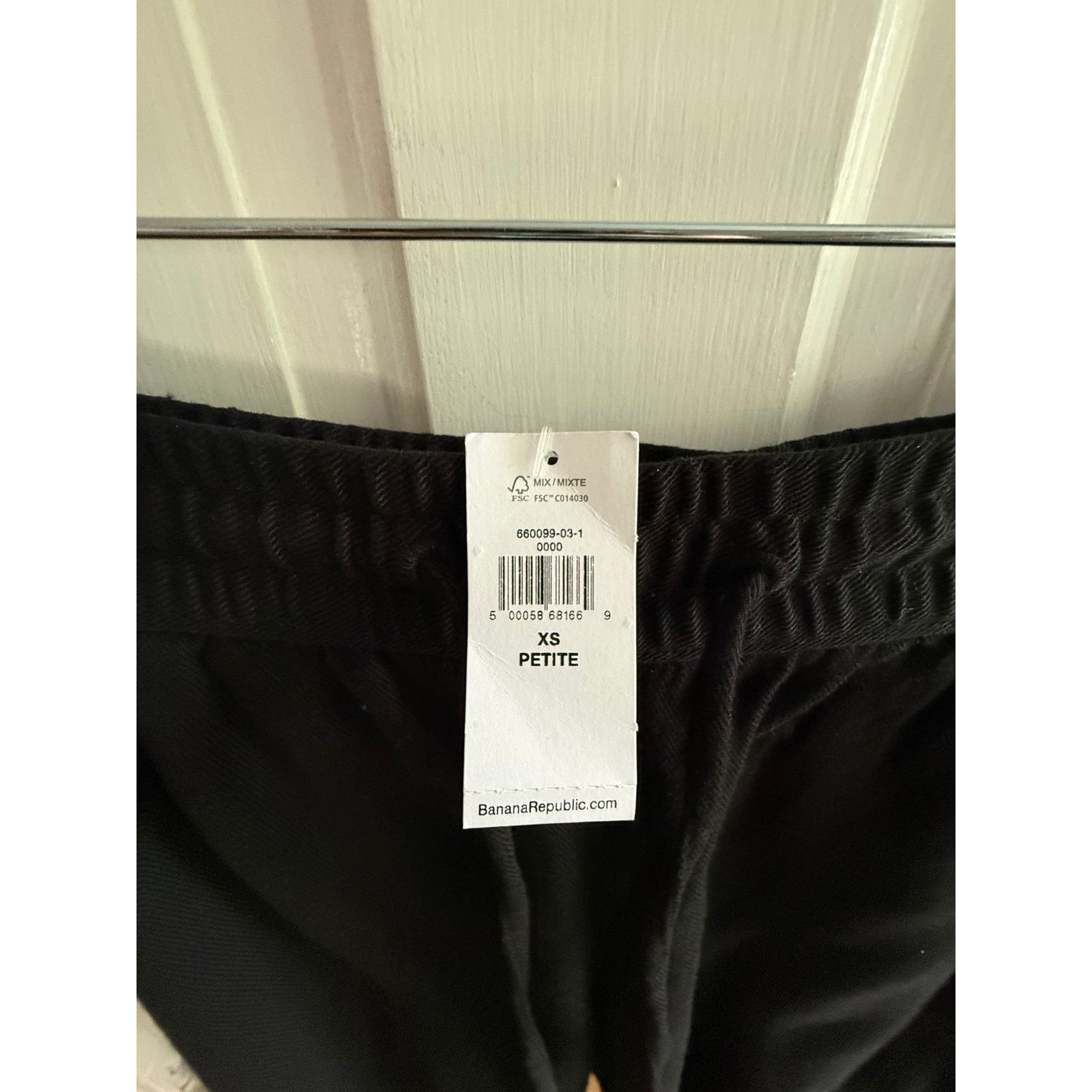 Banana Republic Banana Republic Men's Woven Cargo Joggers - Black - XS - NWT Size US 28 / EU 44 - 2 Thumbnail