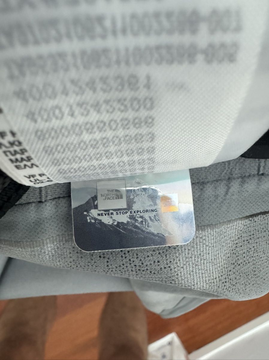 Kaws × The North Face North Face x KAWS Freeride Jacket Size US M / EU 48-50 / 2 - 6 Thumbnail